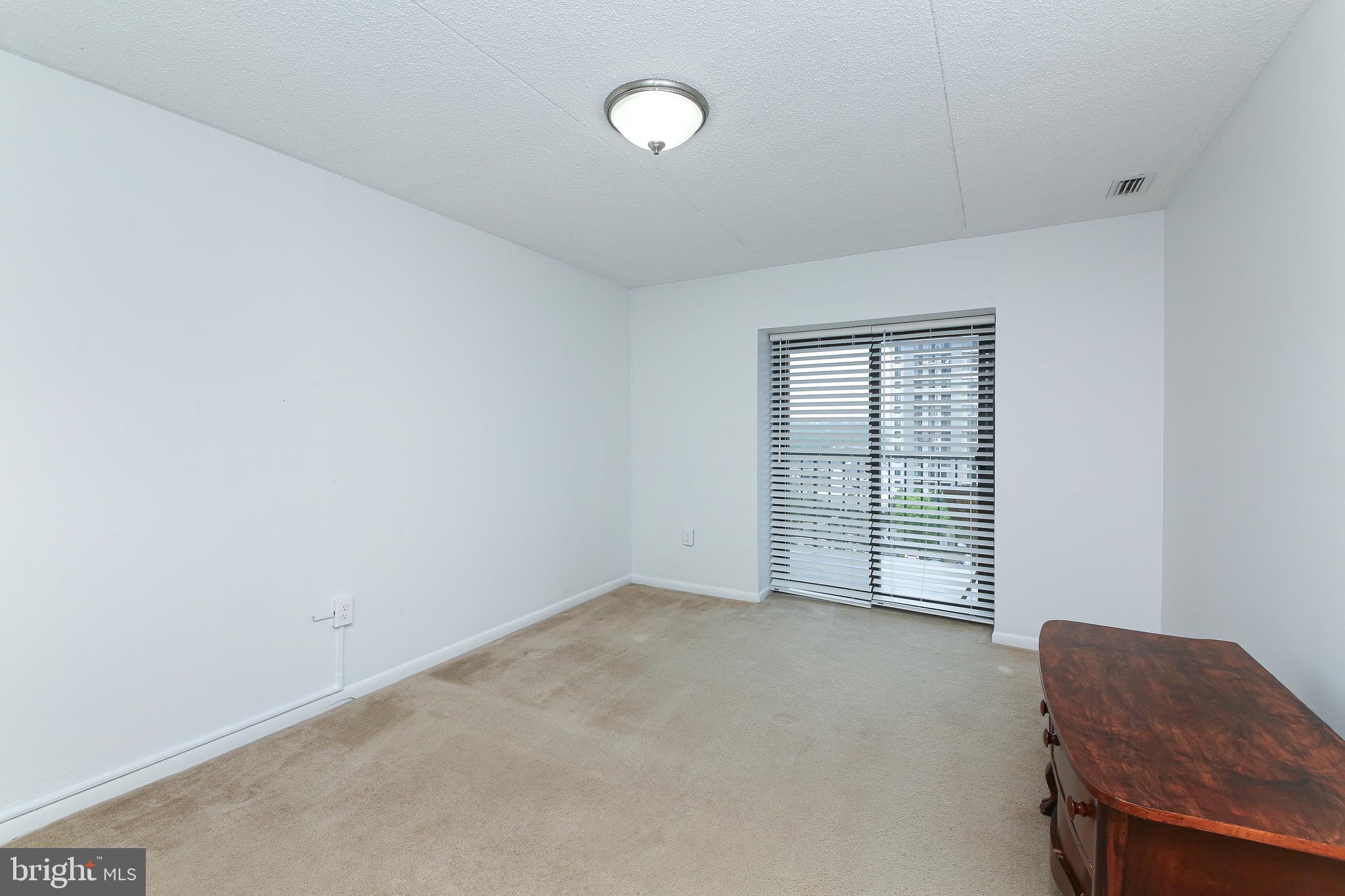 VALLEY FORGE TOWER - Residential