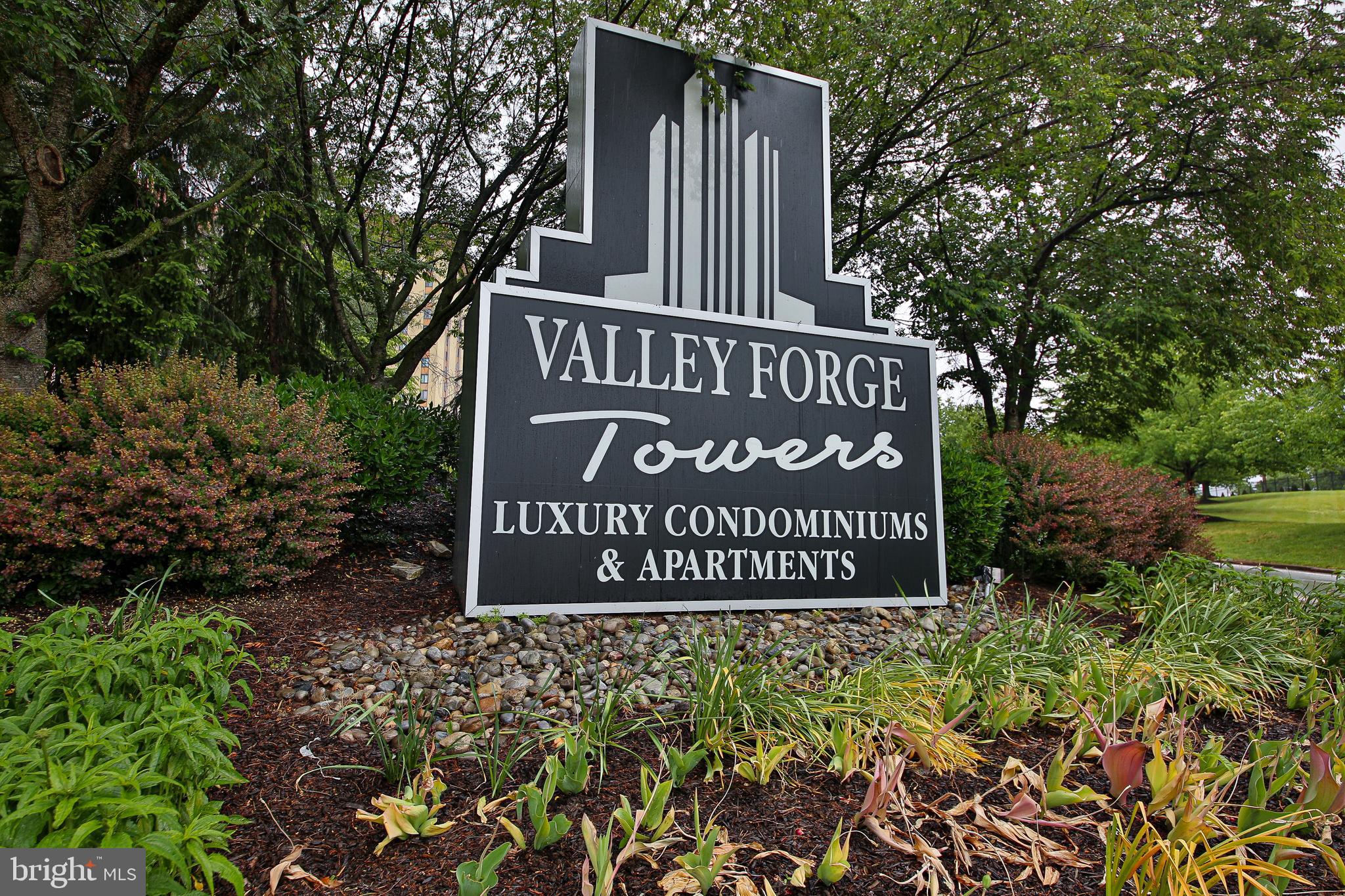 VALLEY FORGE TOWER - Residential