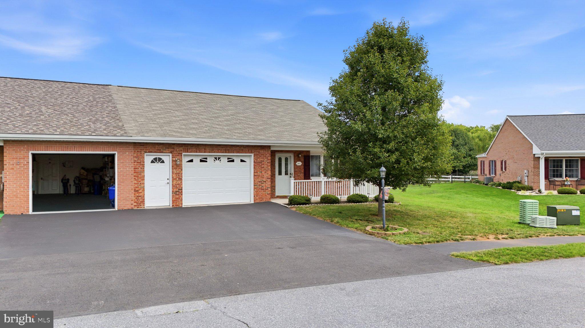 341 WINDING OAK DRIVE