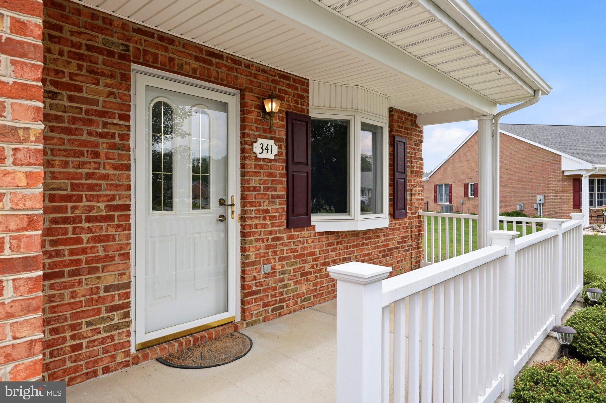 341 WINDING OAK DRIVE