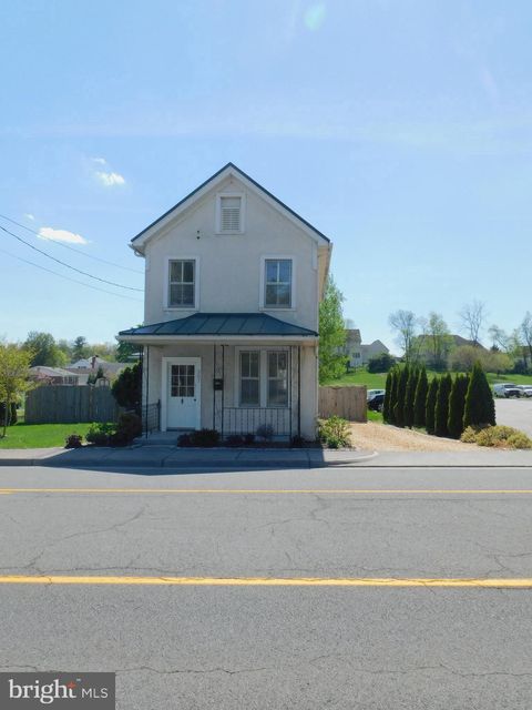 307 W MAIN STREET BERRYVILLE VA 22611