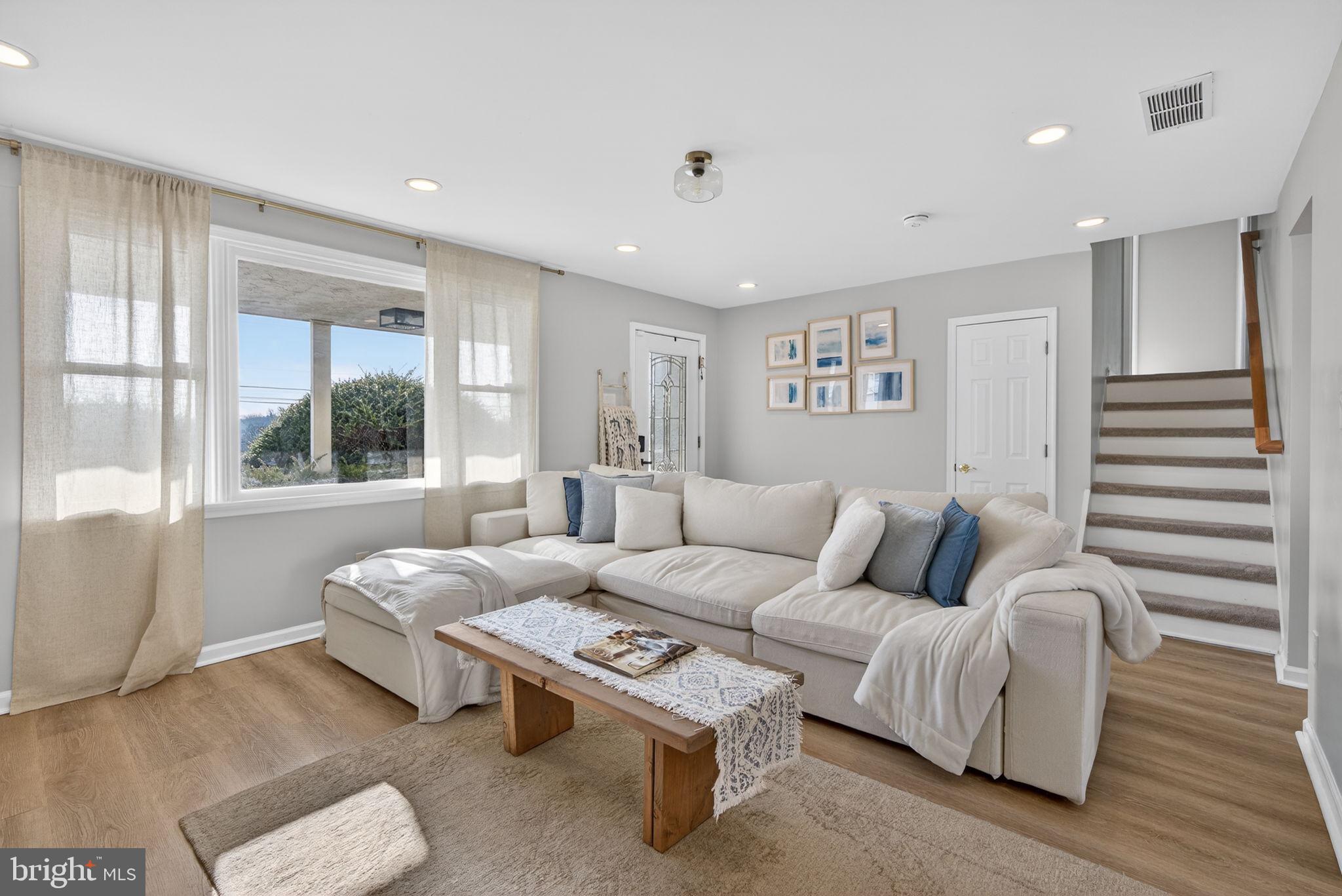 BLUE BELL - Residential