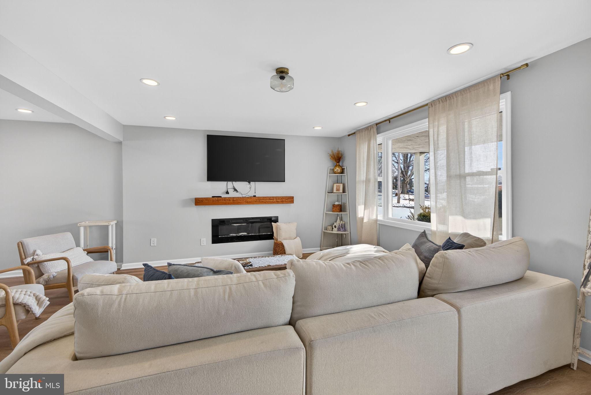 BLUE BELL - Residential