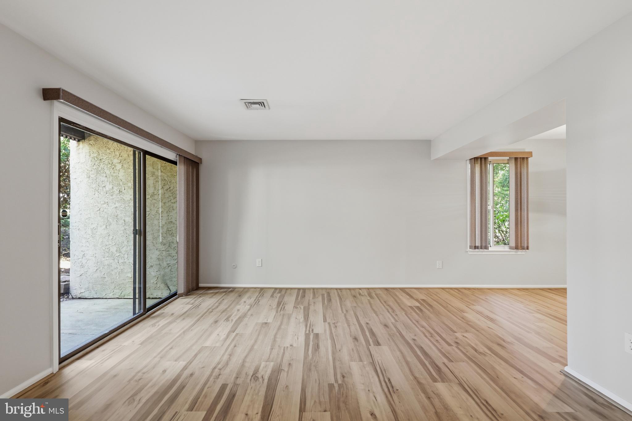 CHESTNUT GROVE - Residential