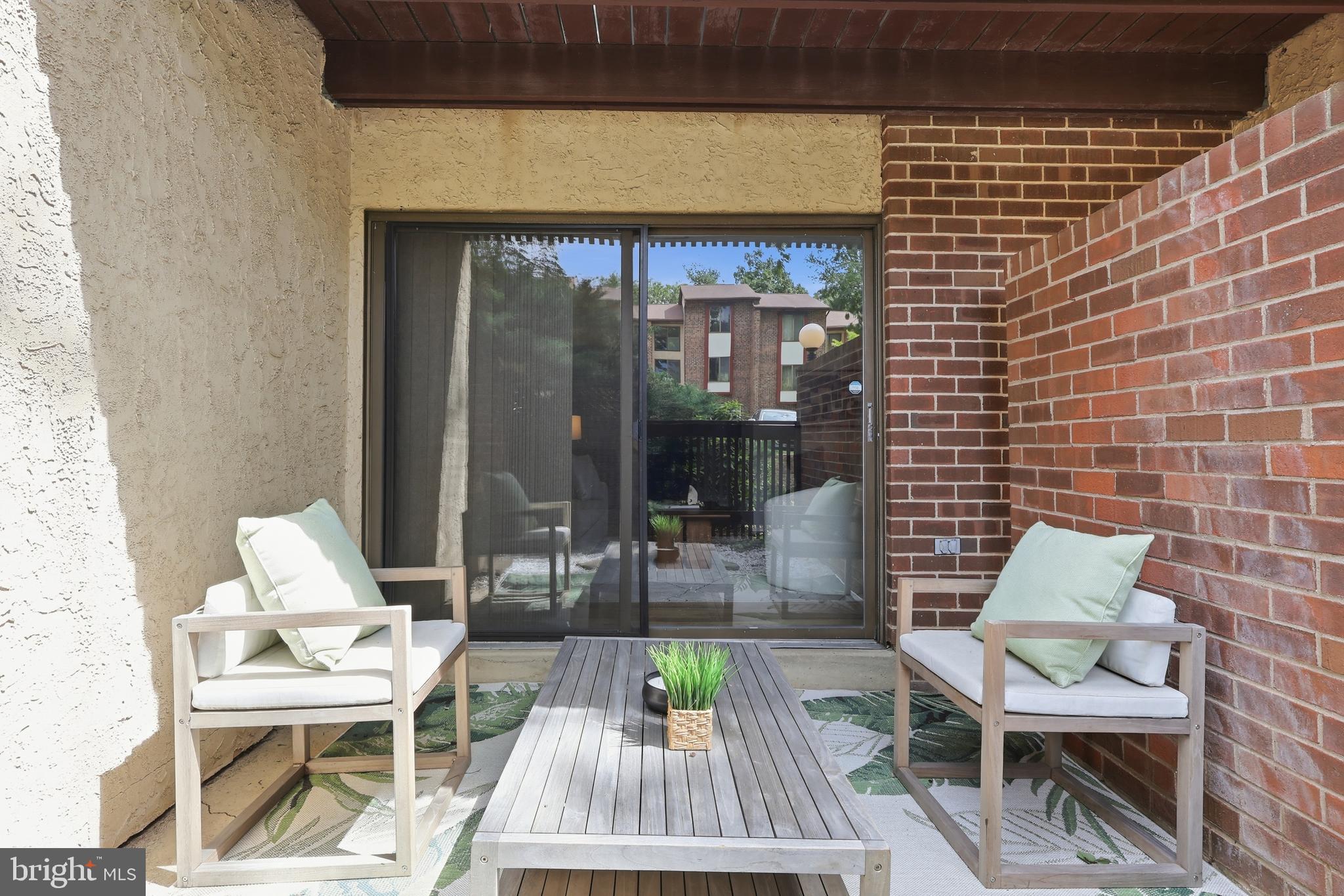 CHESTNUT GROVE - Residential