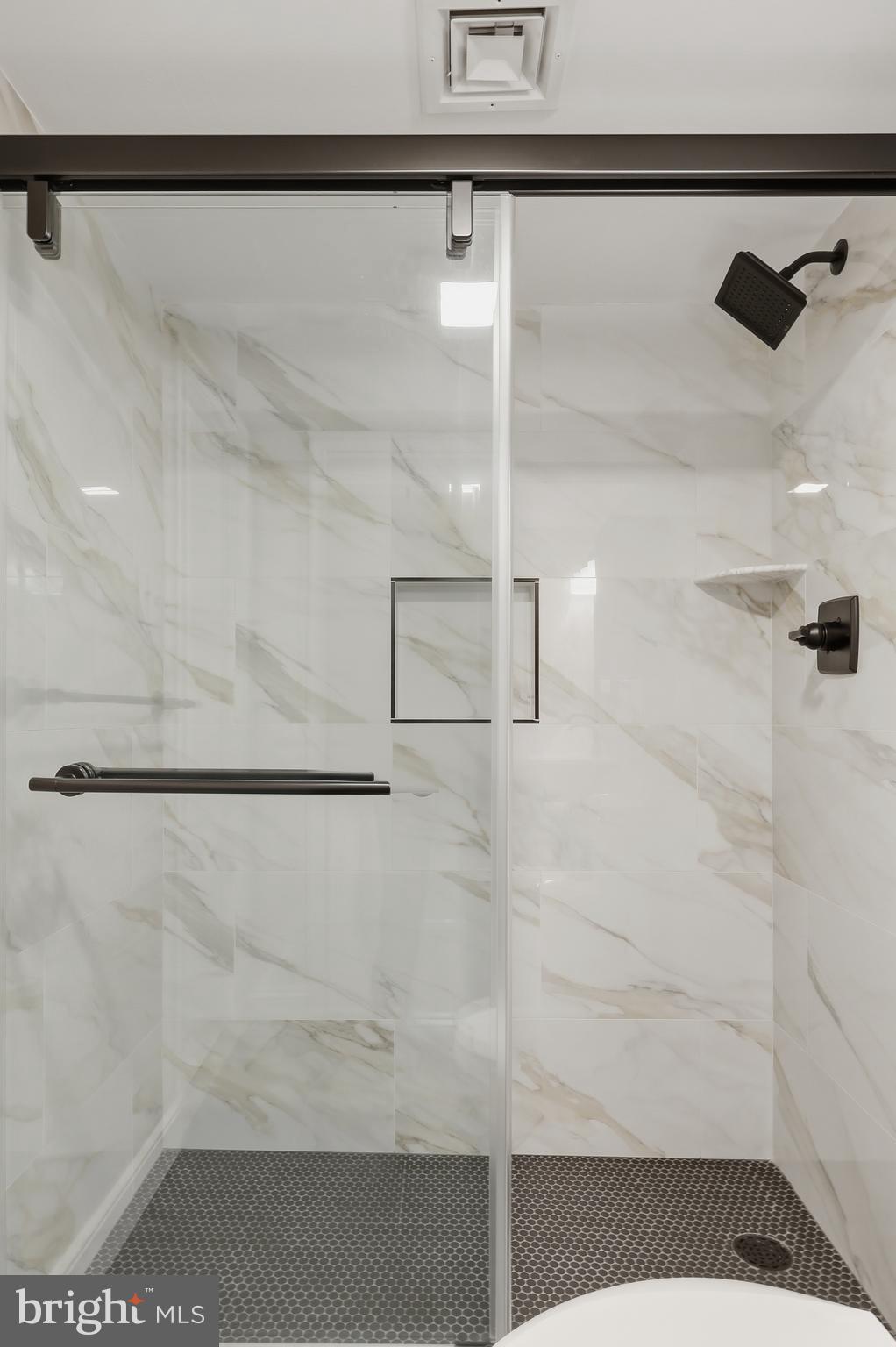 CHESTNUT GROVE - Residential