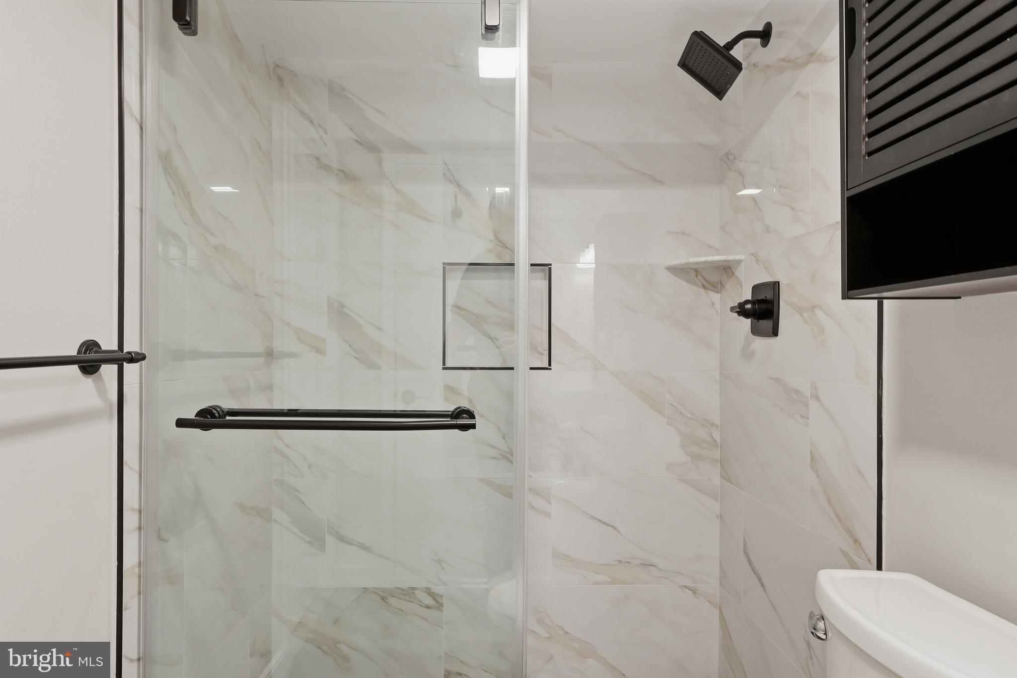 CHESTNUT GROVE - Residential