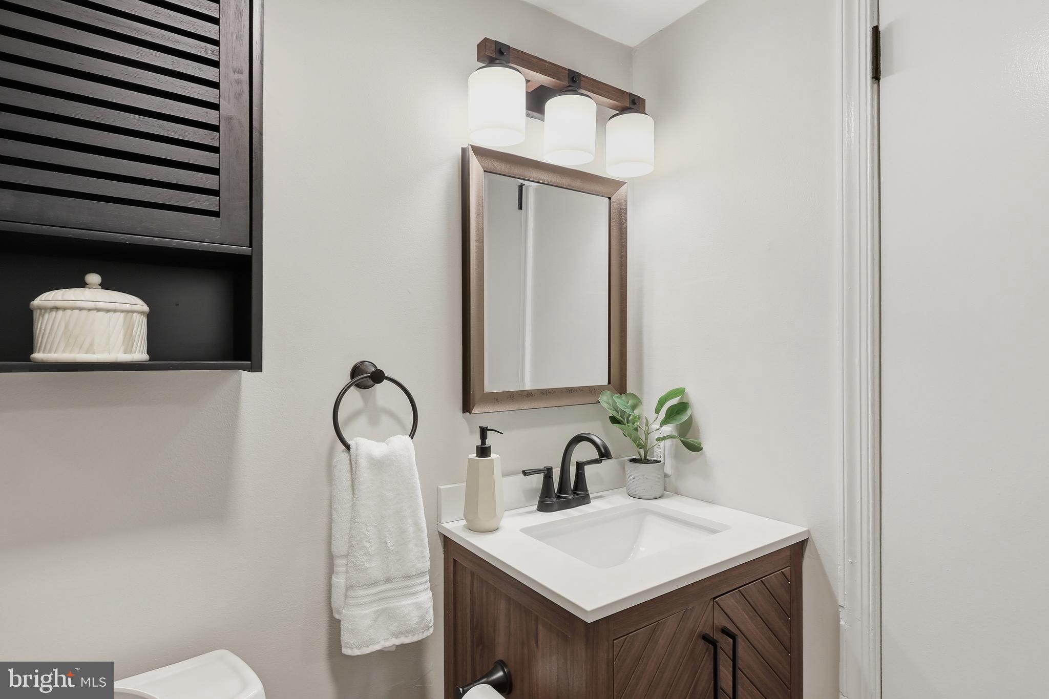CHESTNUT GROVE - Residential