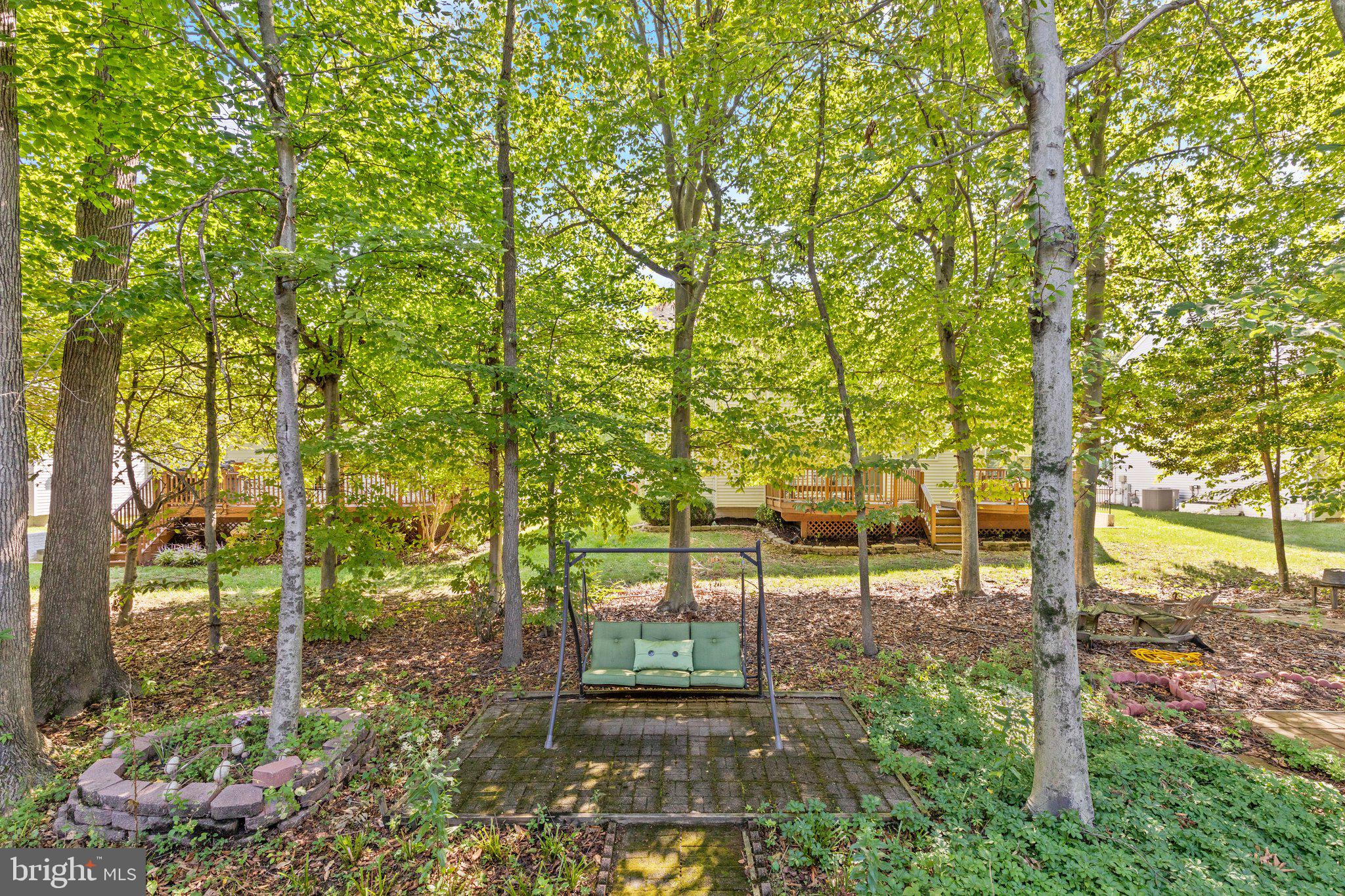 RUSSETT - Residential