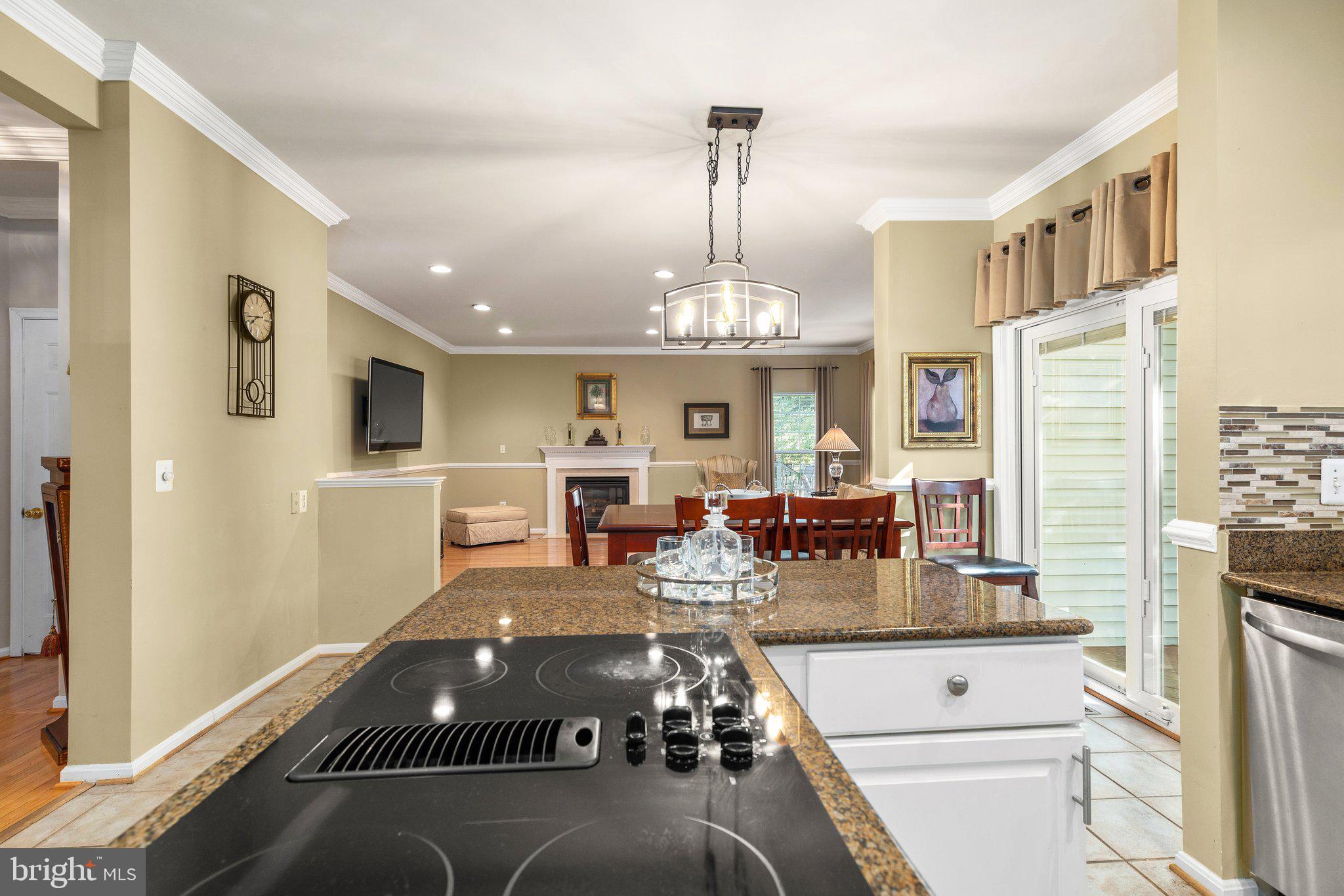 RUSSETT - Residential