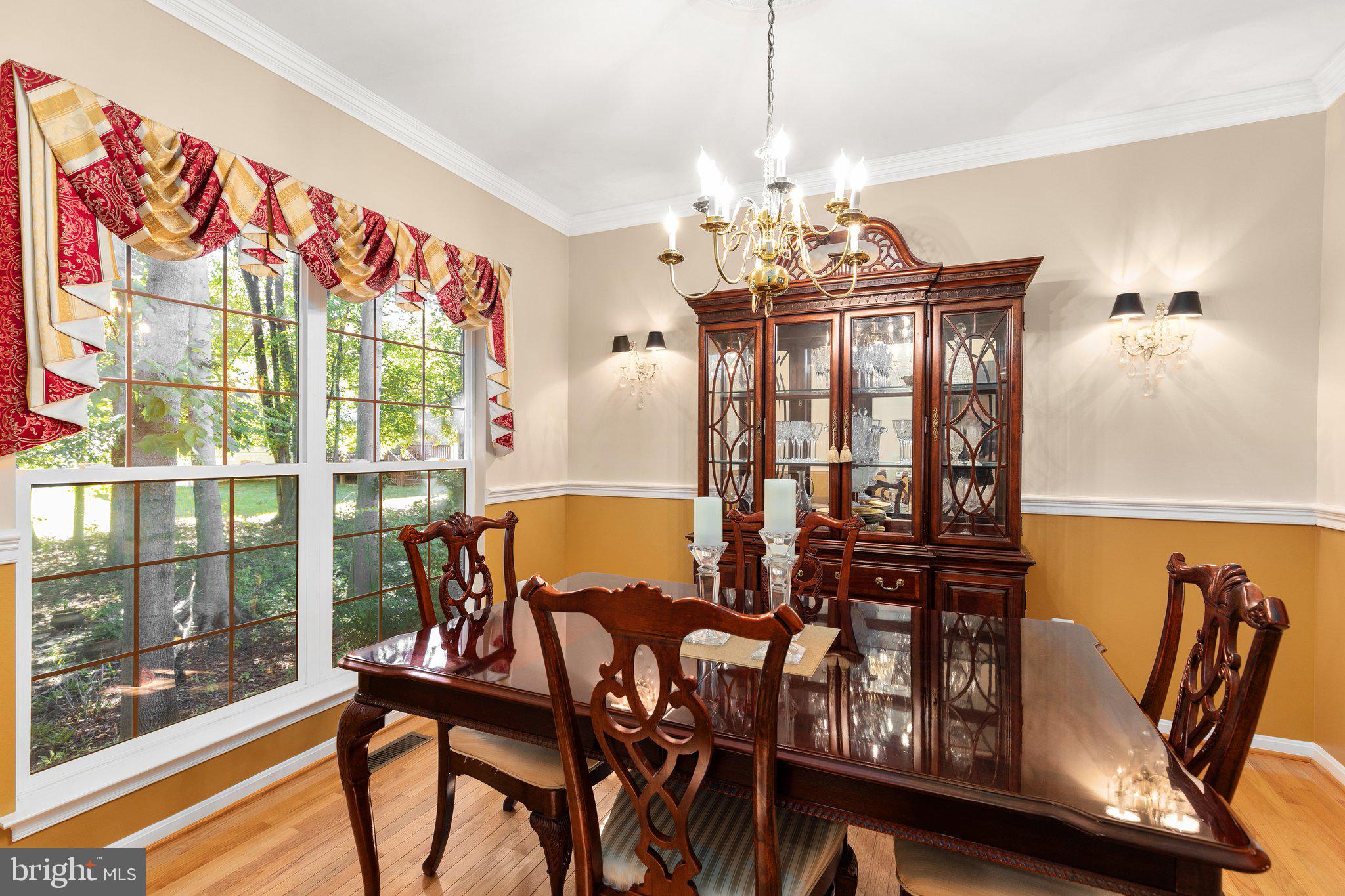 RUSSETT - Residential