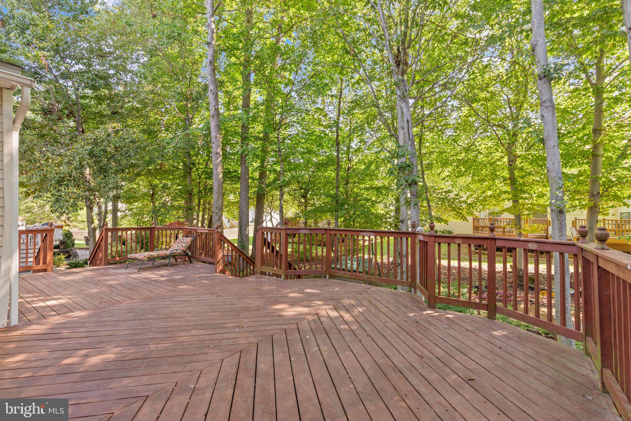 RUSSETT - Residential