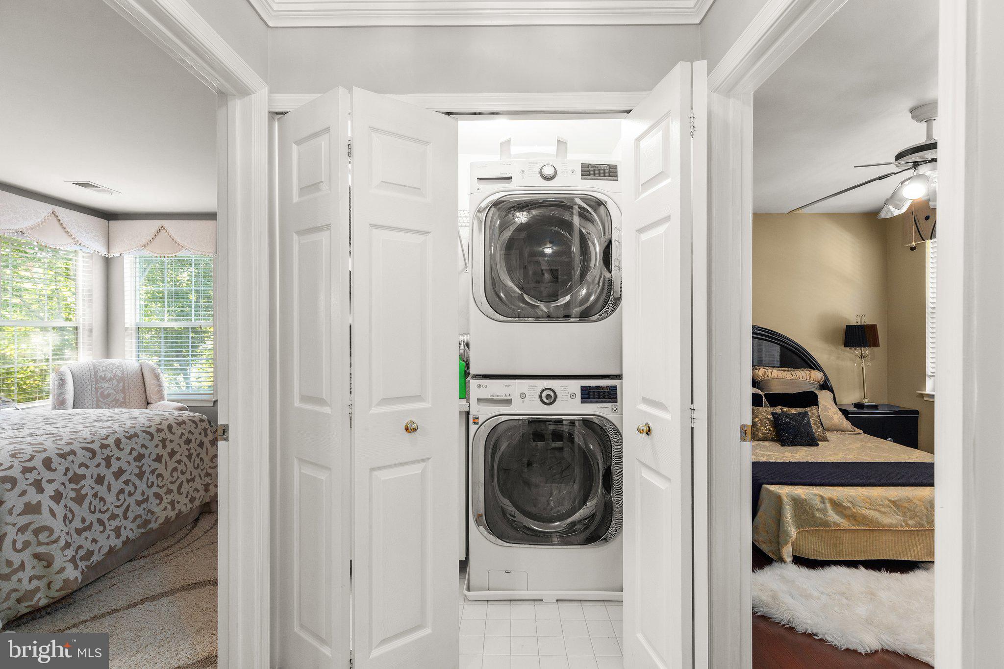 RUSSETT - Residential