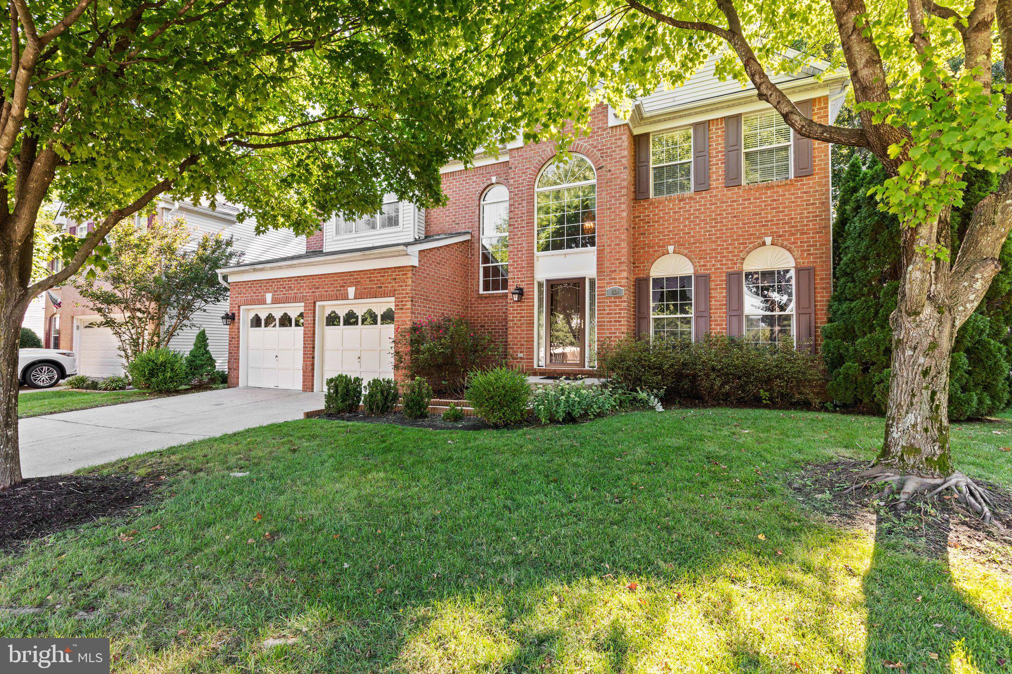 RUSSETT - Residential