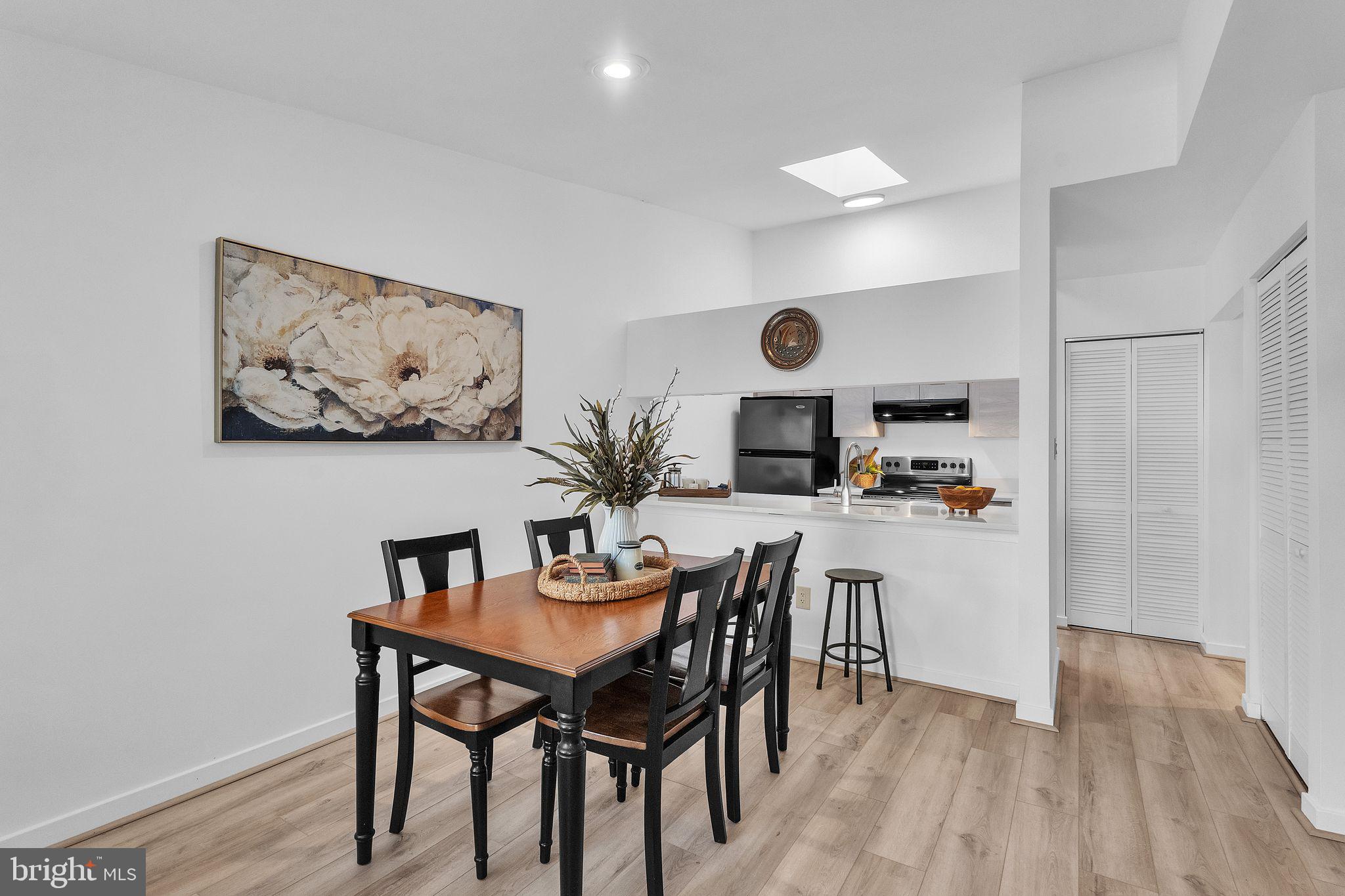 DOCKSIDE - Residential