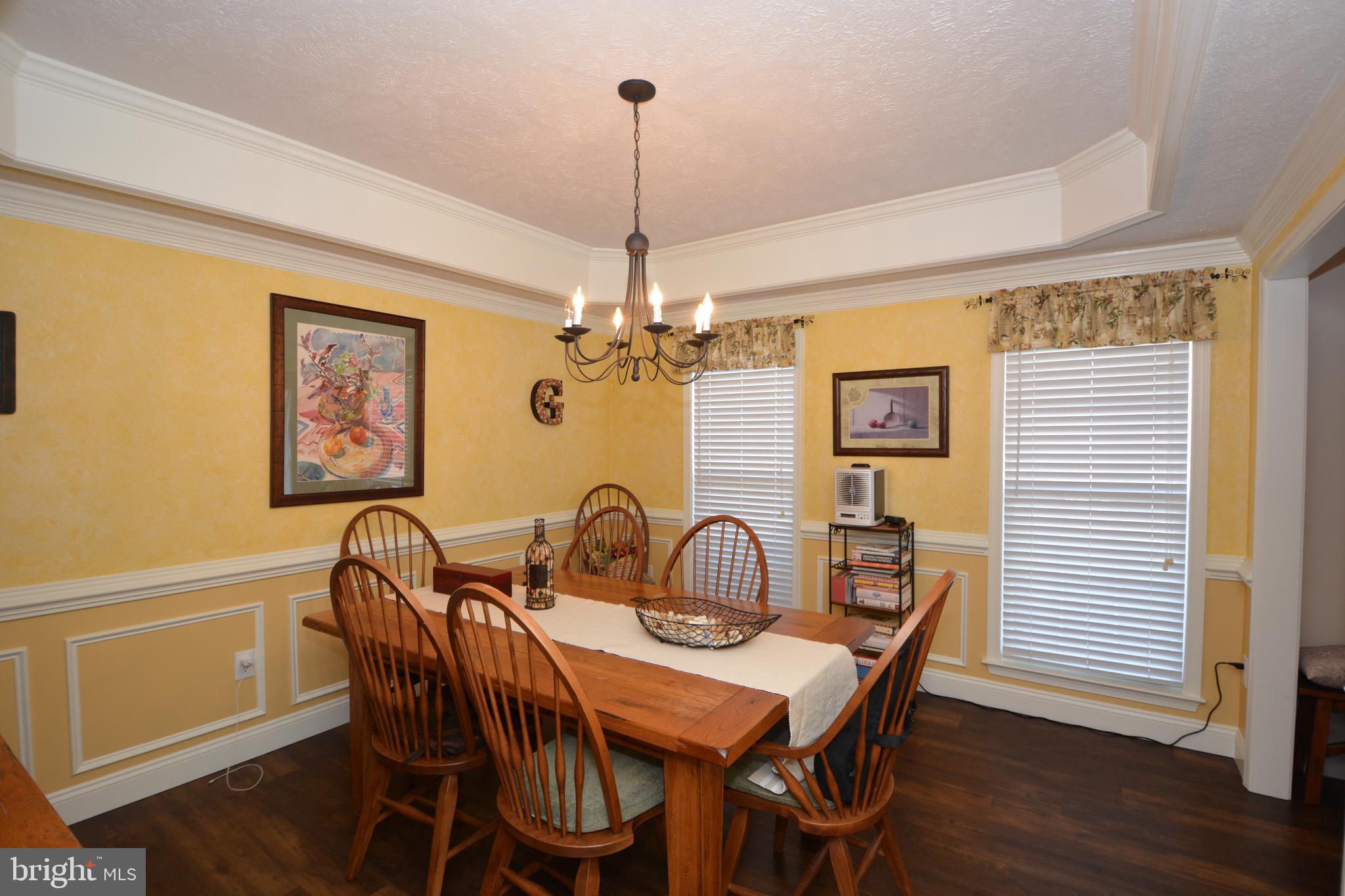 WOODSIDE ESTATES - Residential