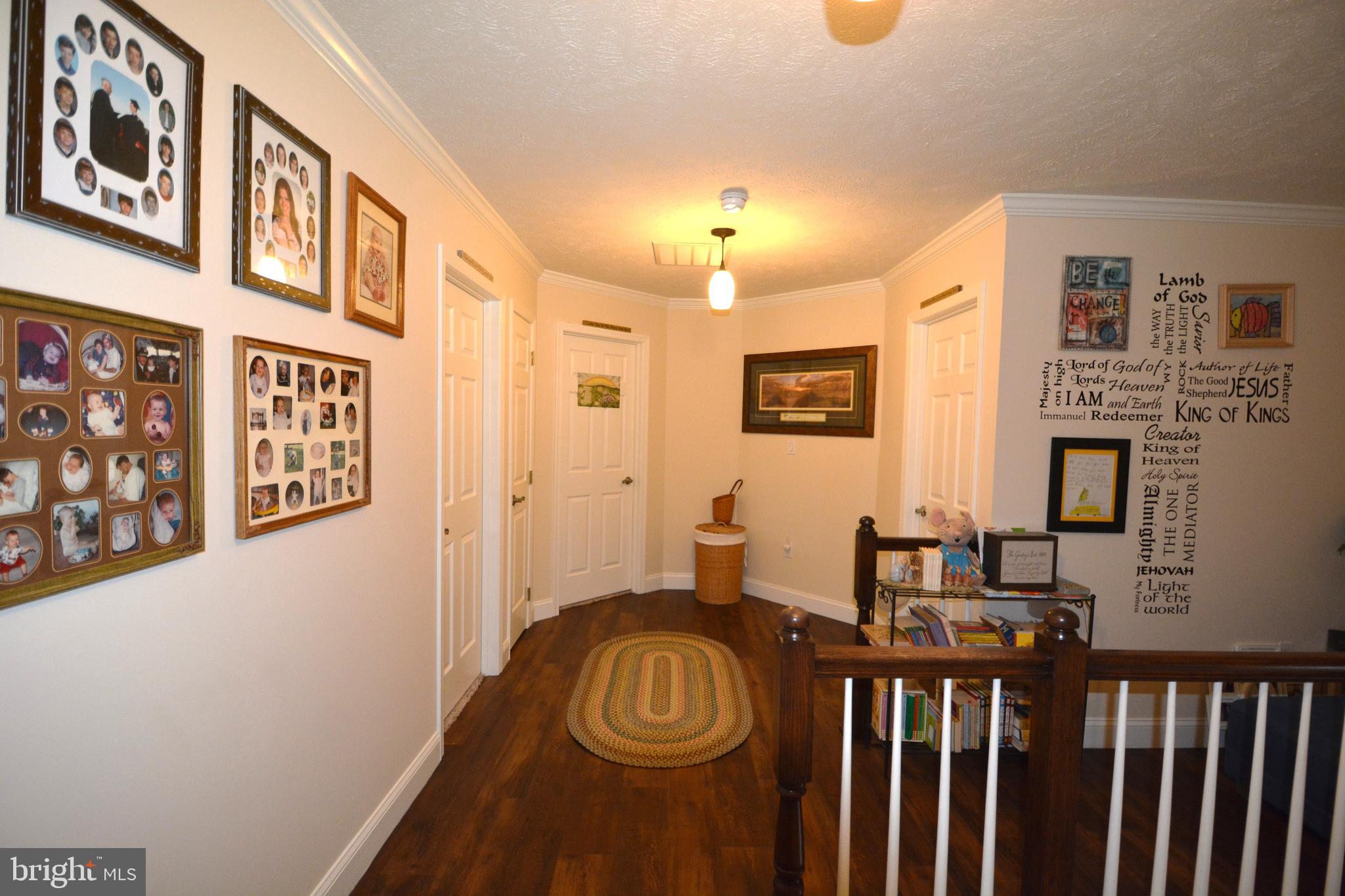 WOODSIDE ESTATES - Residential