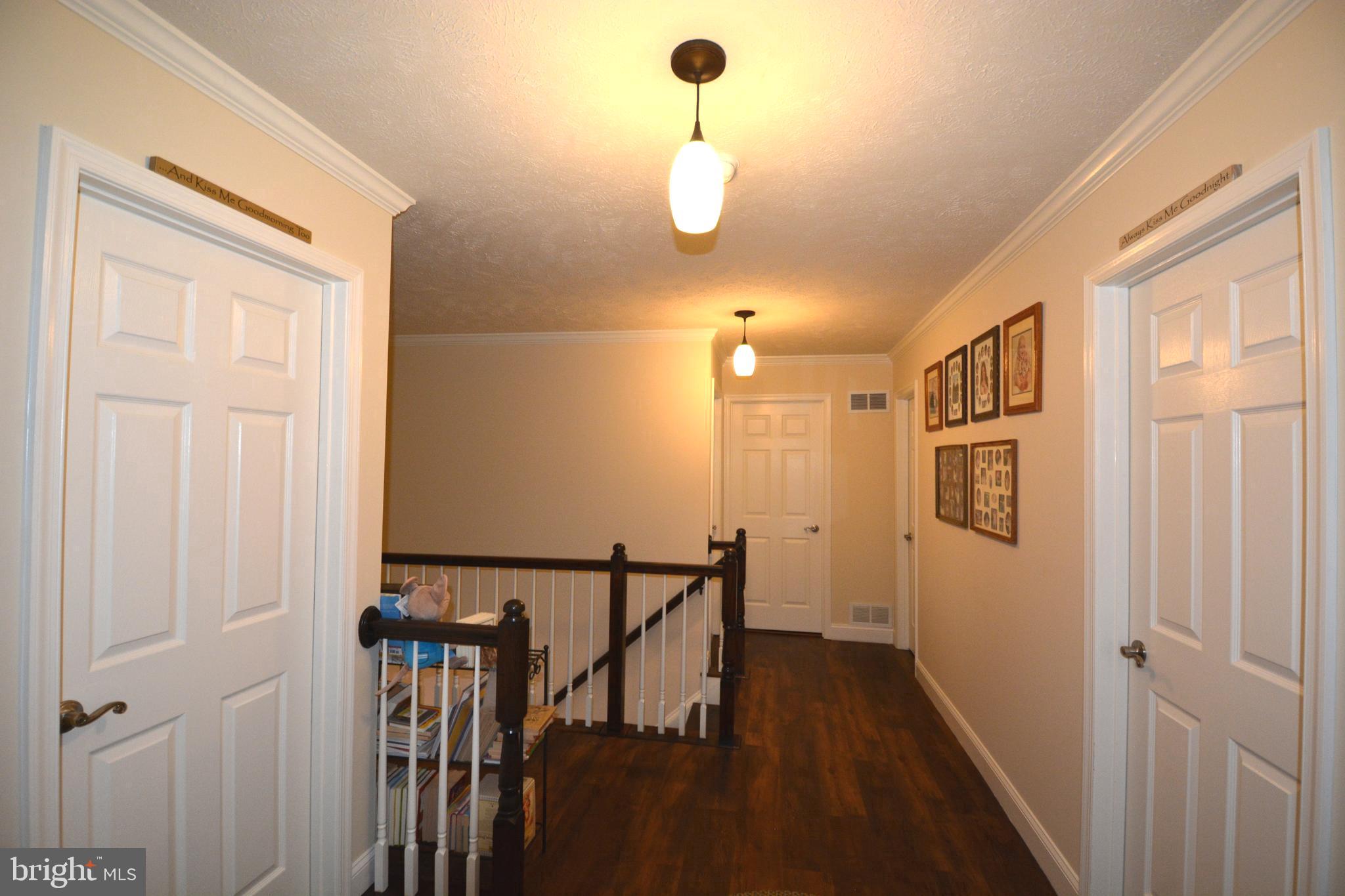 WOODSIDE ESTATES - Residential