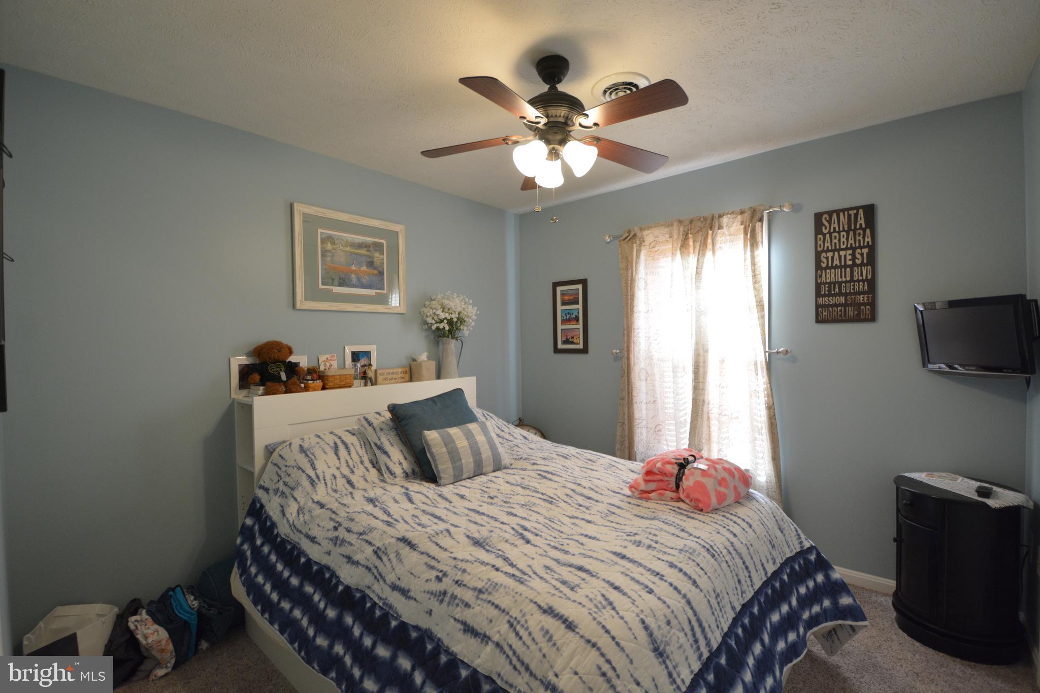 WOODSIDE ESTATES - Residential