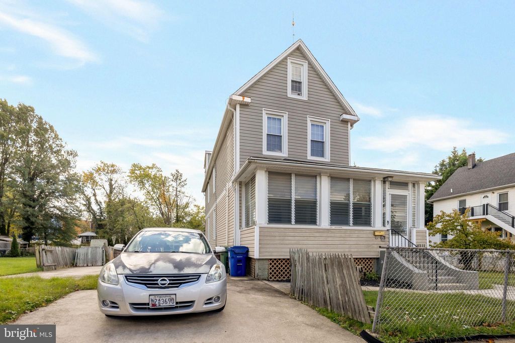 Photo of 4211 Springwood Avenue, BALTIMORE, MD 21206 (MLS # MDBA2188844)