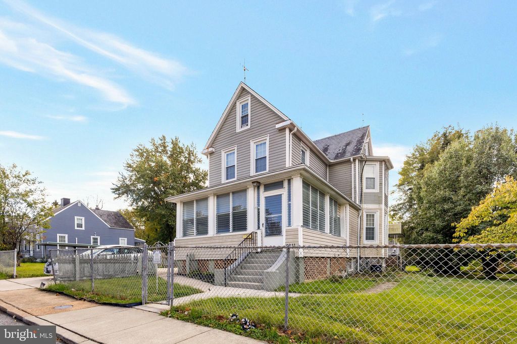 Photo of 4211 Springwood Avenue, BALTIMORE, MD 21206 (MLS # MDBA2188844)