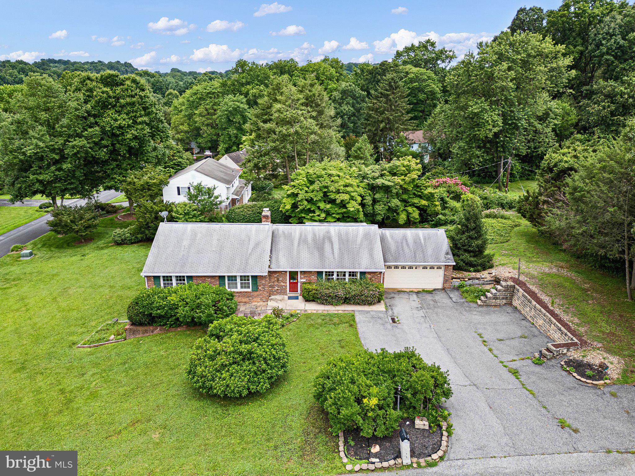 20 JACQUELINE DRIVE