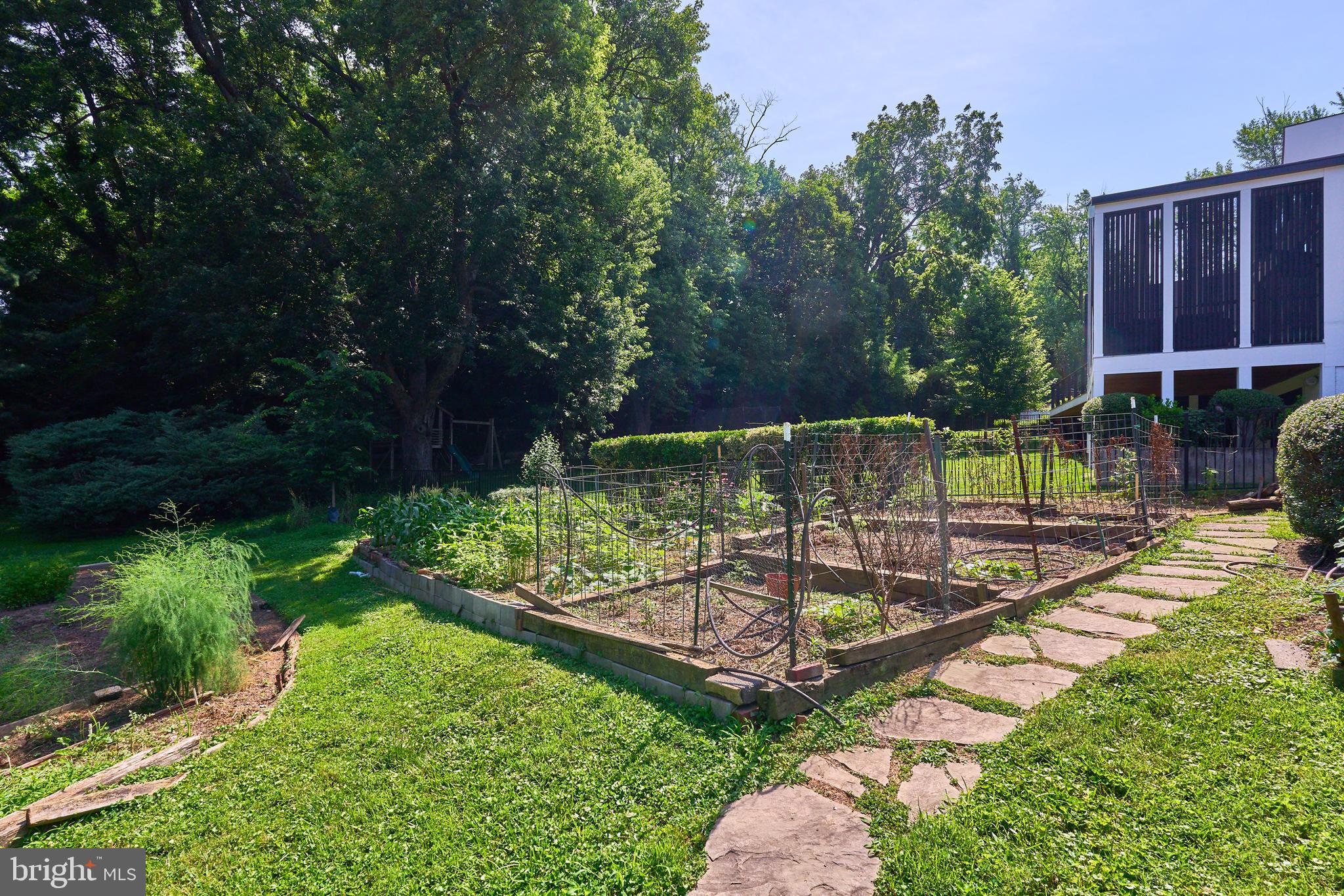 ROCK SPRING - Residential