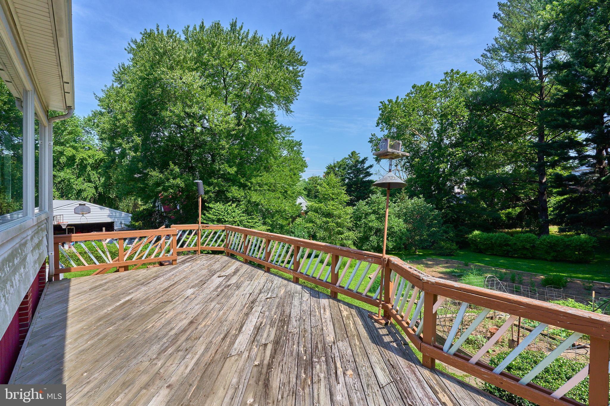 ROCK SPRING - Residential