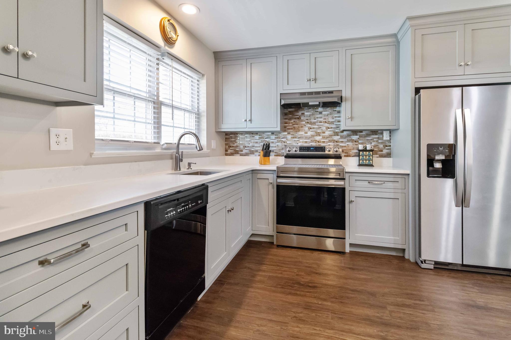 ROCKLEDGE - Residential