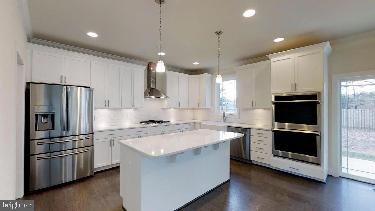 1202 SOUTHVIEW DRIVE - TAFT MODEL