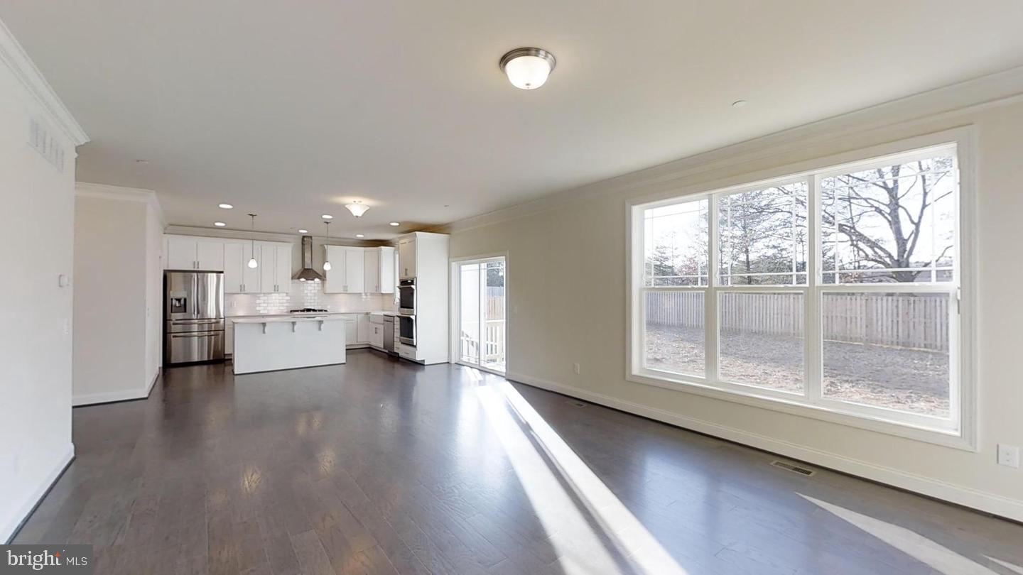 1202 SOUTHVIEW DRIVE - TAFT MODEL