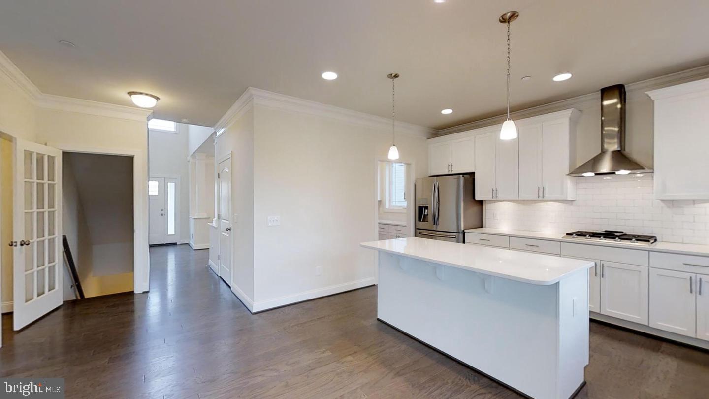 1202 SOUTHVIEW DRIVE - TAFT MODEL