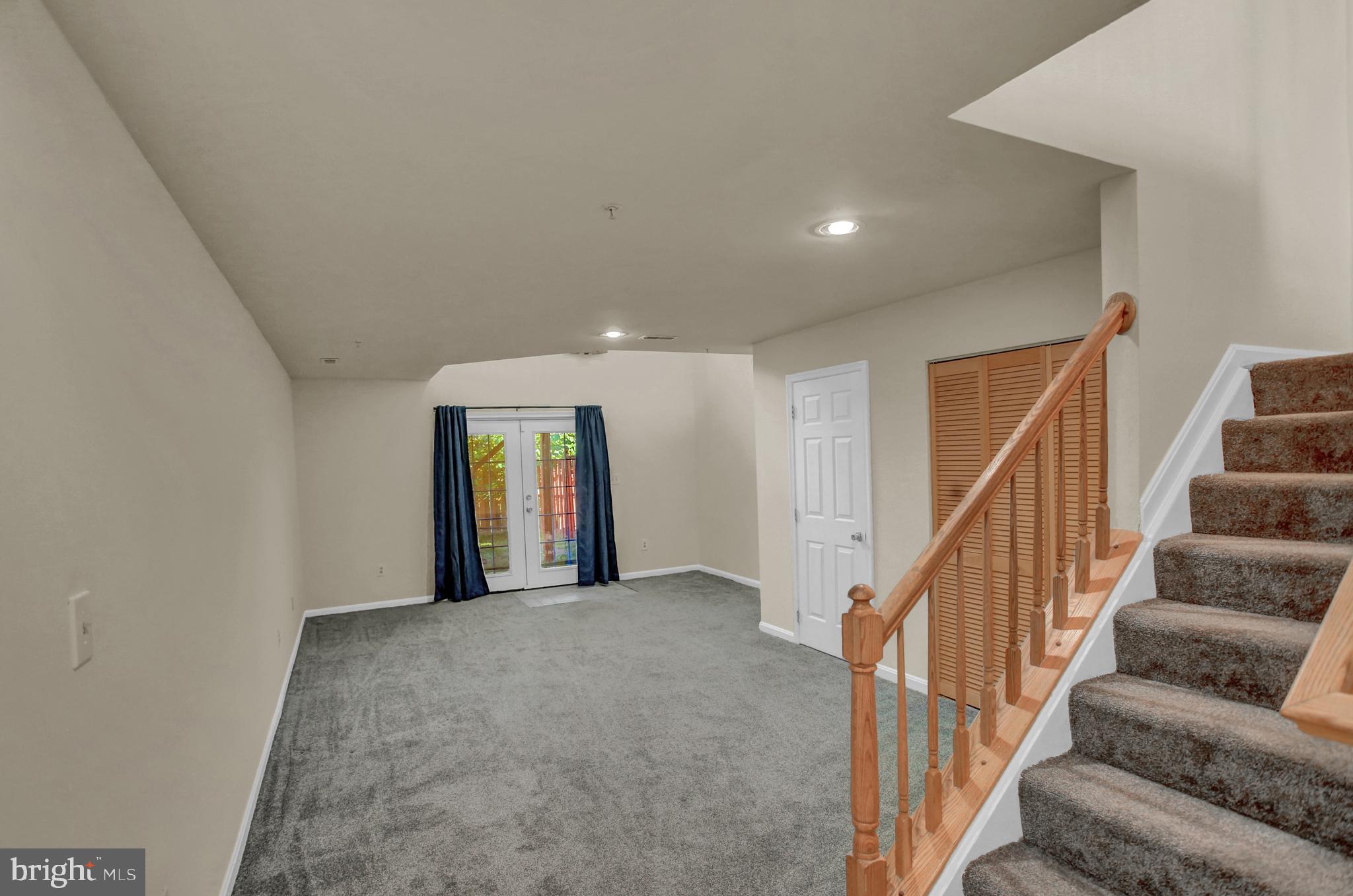 CROSSWELL FARMS - Residential