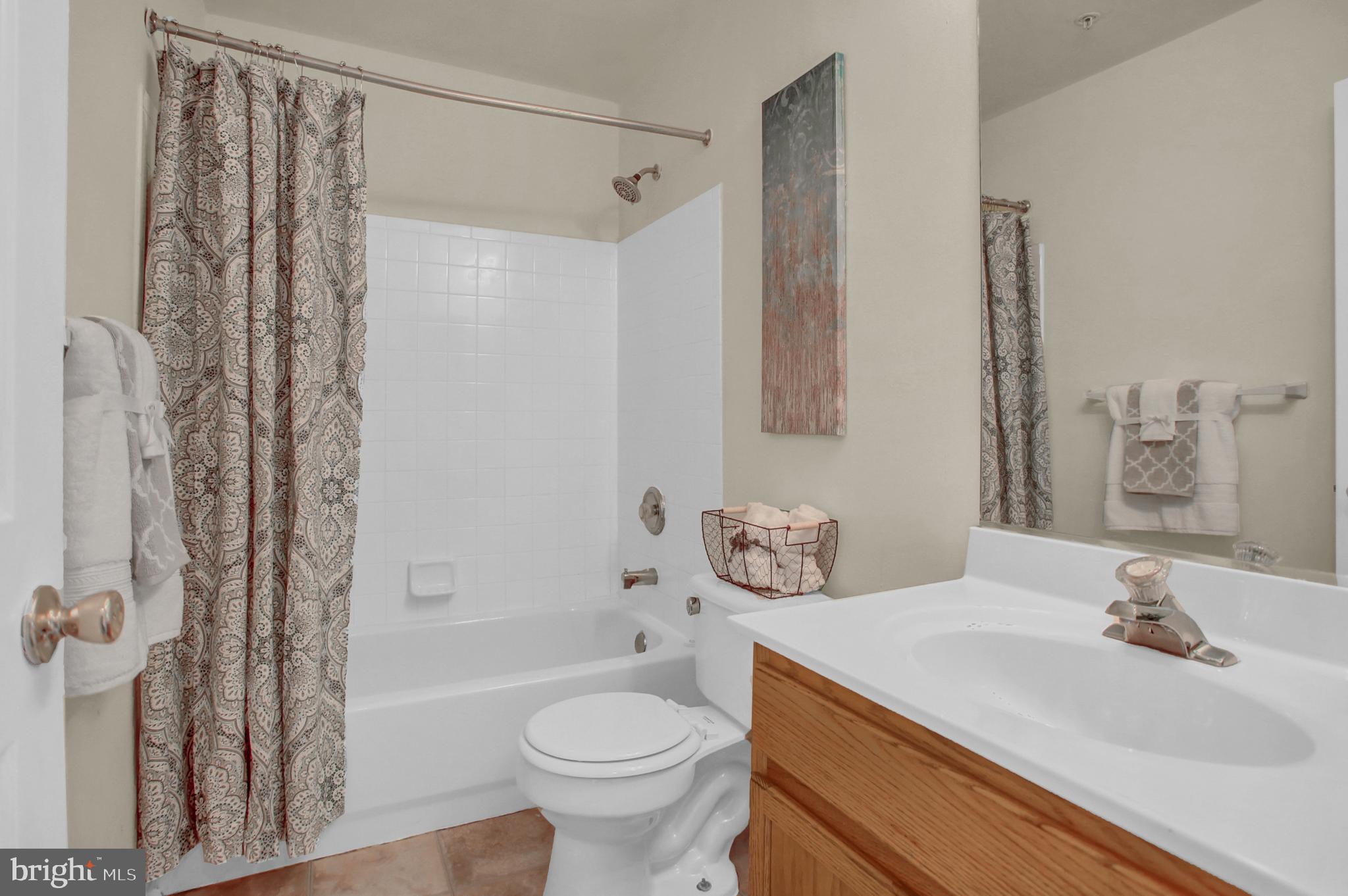 CROSSWELL FARMS - Residential