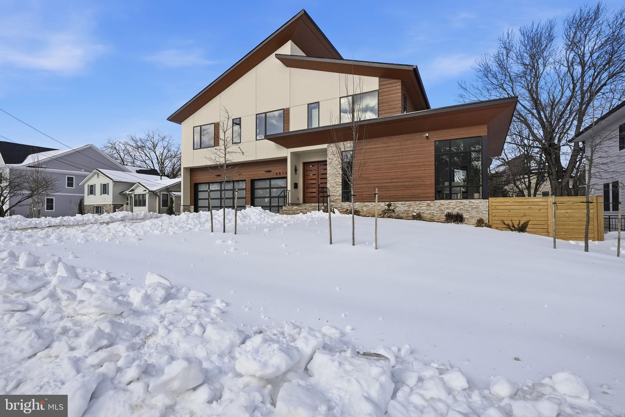 DEVON PARK - Residential