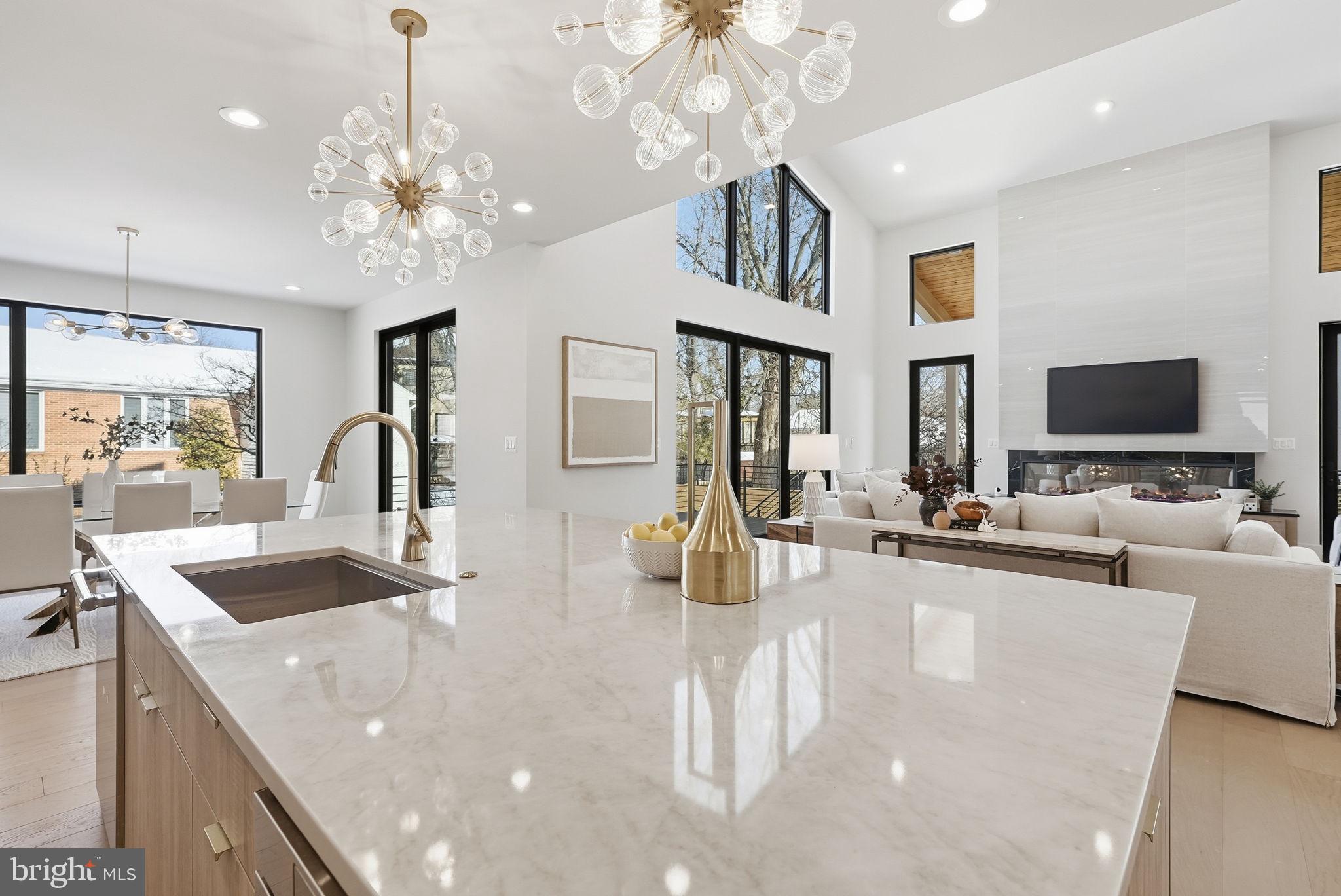 DEVON PARK - Residential