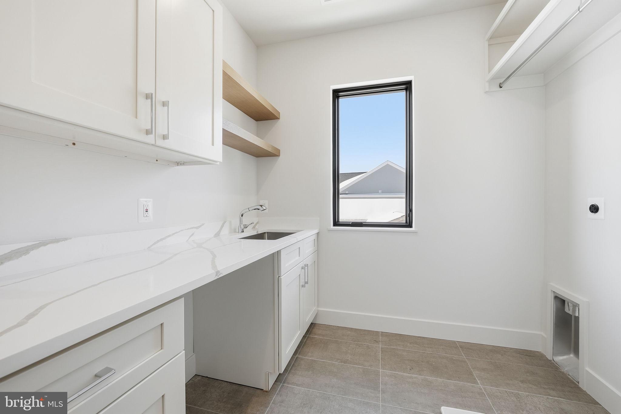 DEVON PARK - Residential