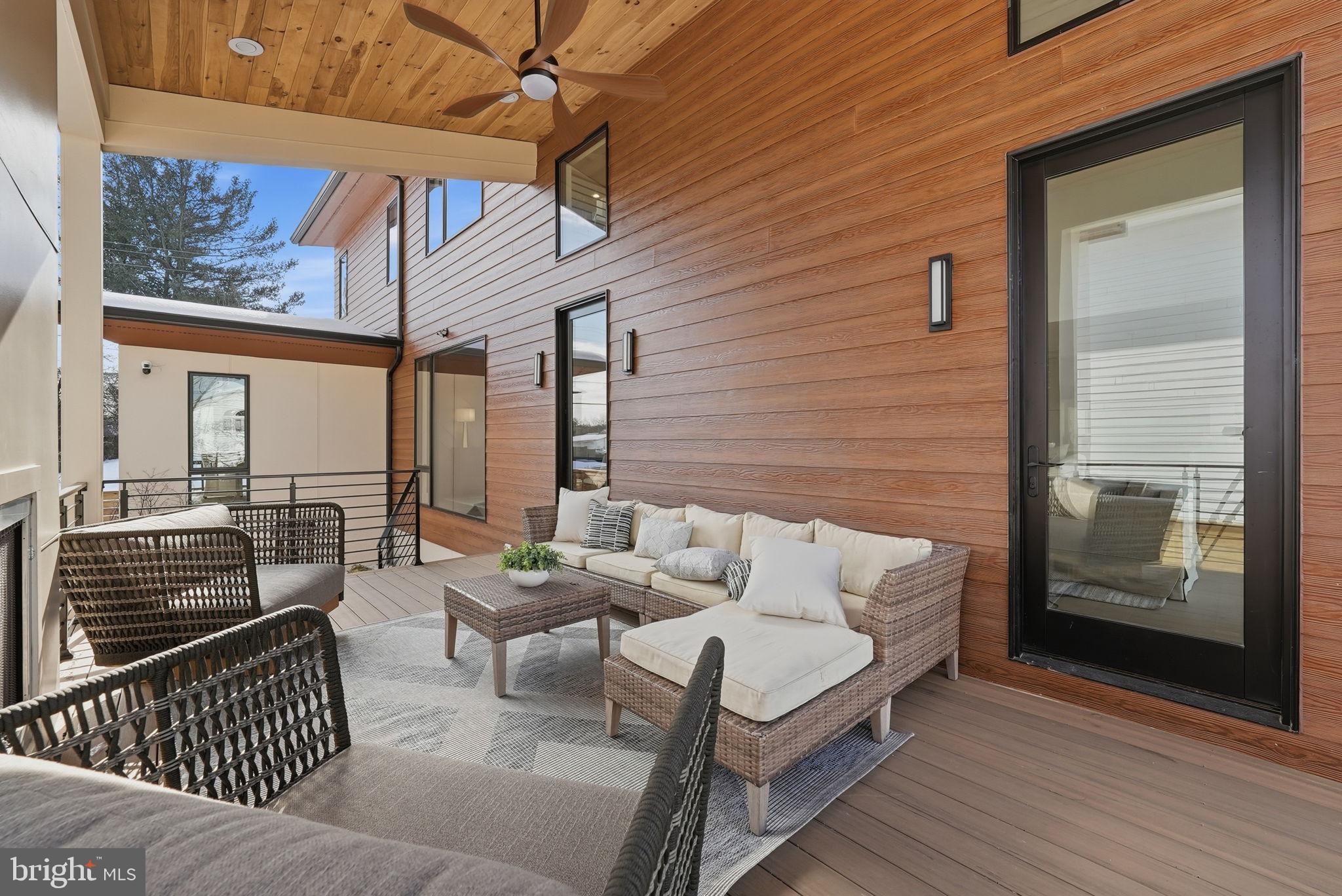 DEVON PARK - Residential