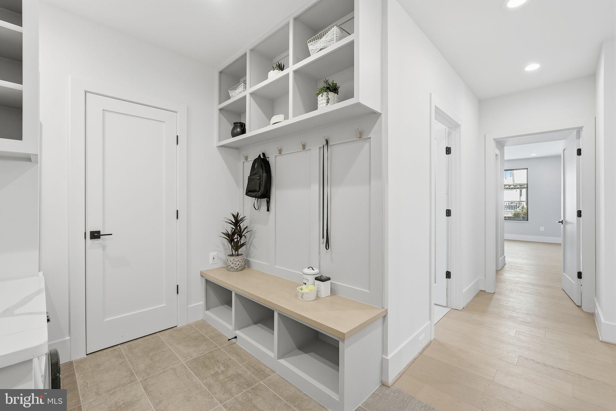 DEVON PARK - Residential