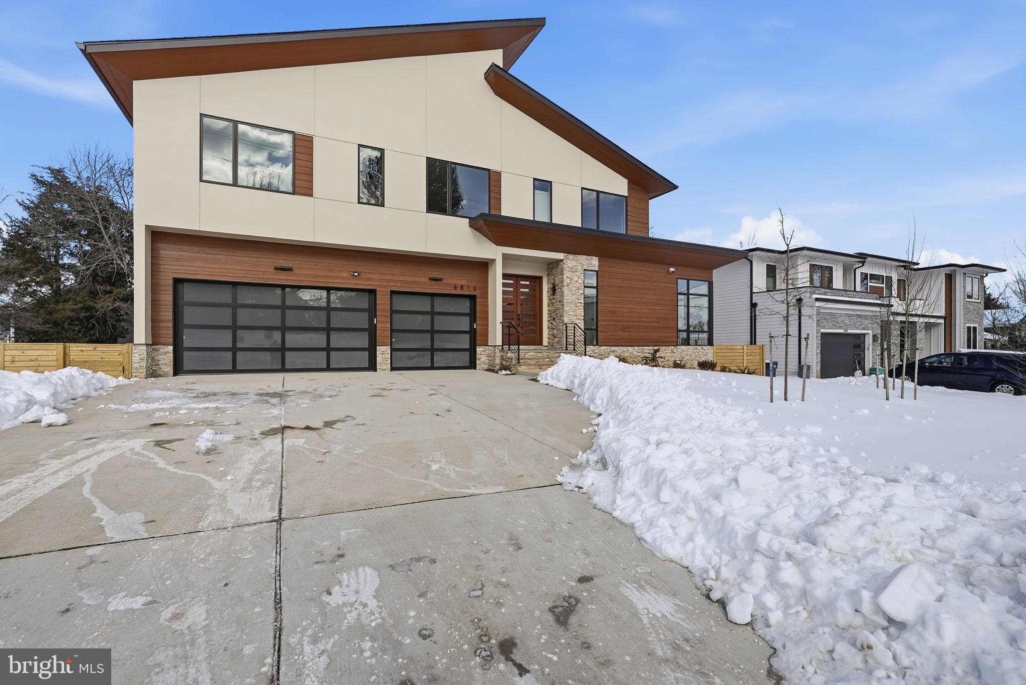 DEVON PARK - Residential