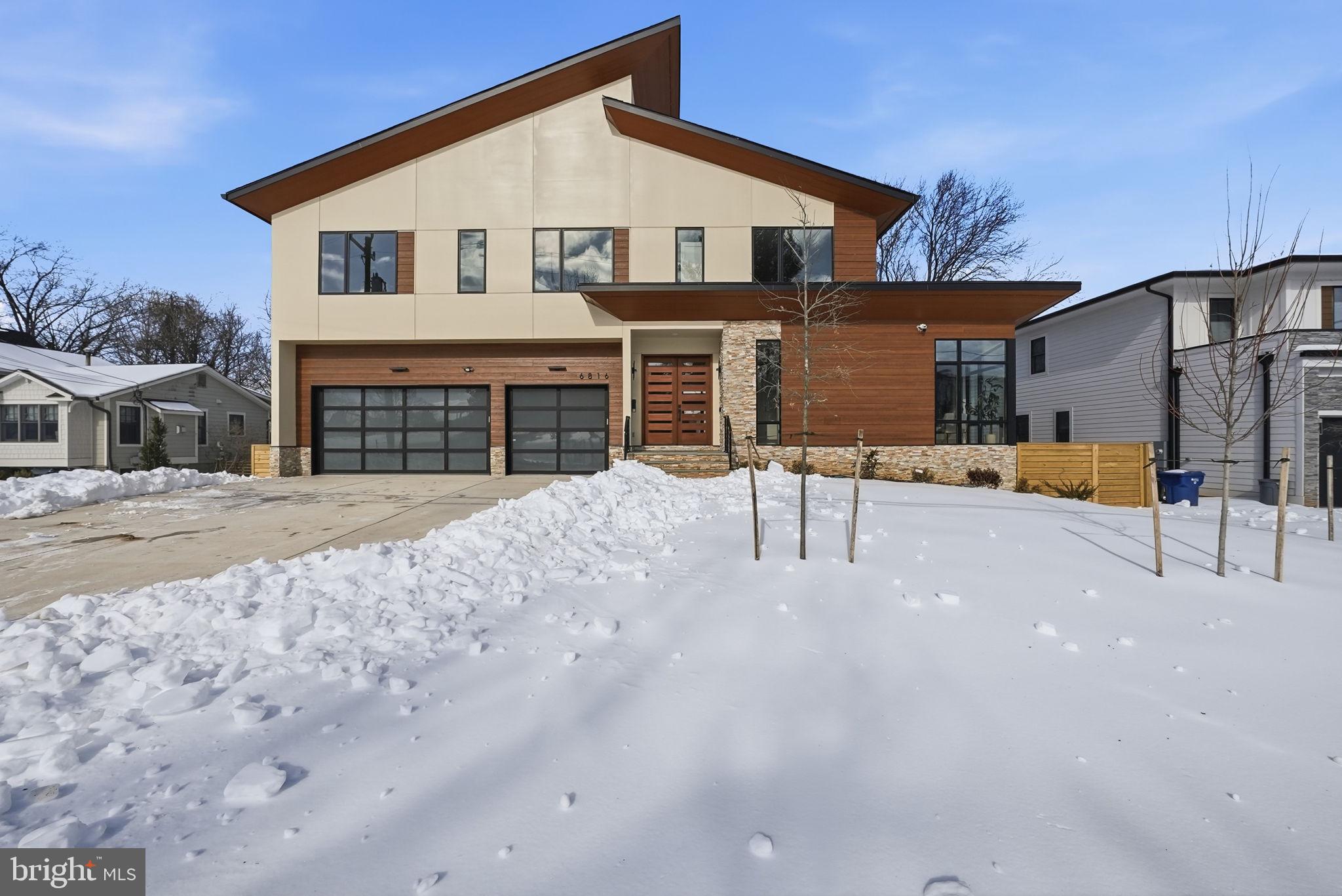 DEVON PARK - Residential