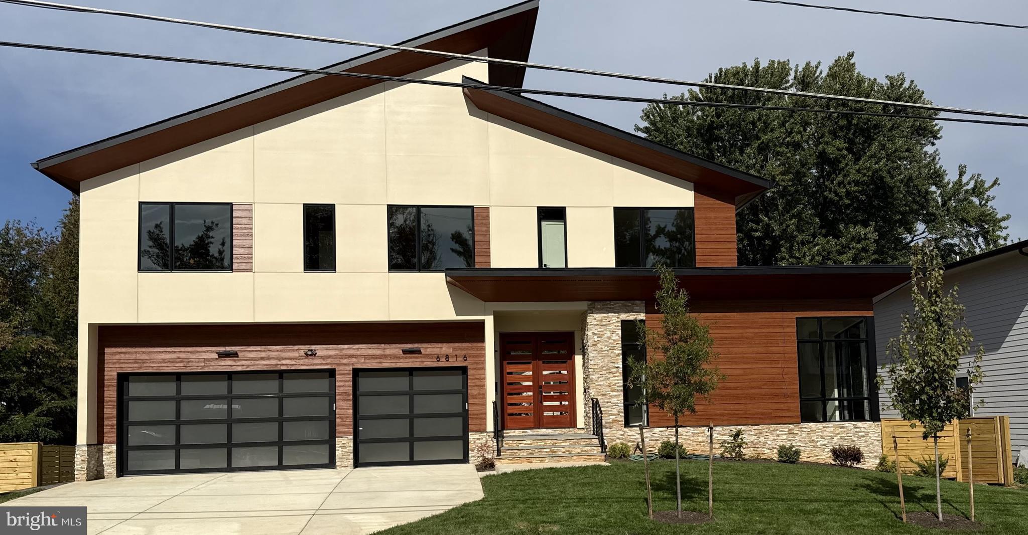 DEVON PARK - Residential