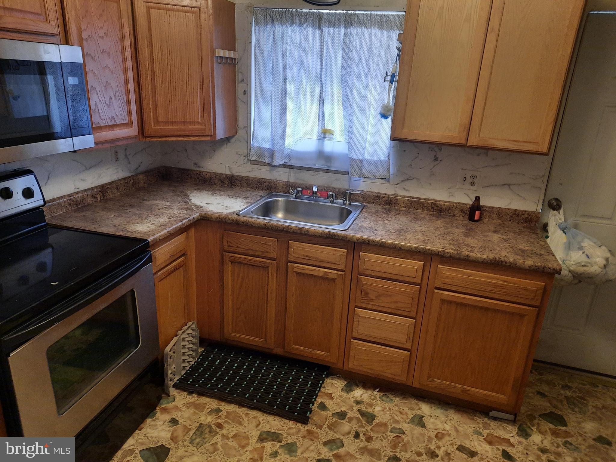 OLDE KENSINGTON - Residential