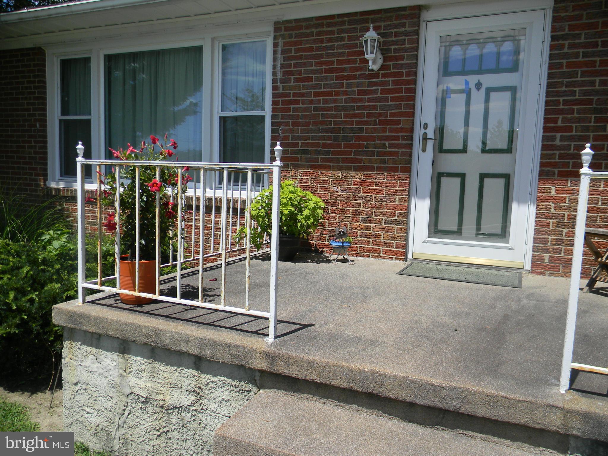 HARWOOD MANOR - Residential