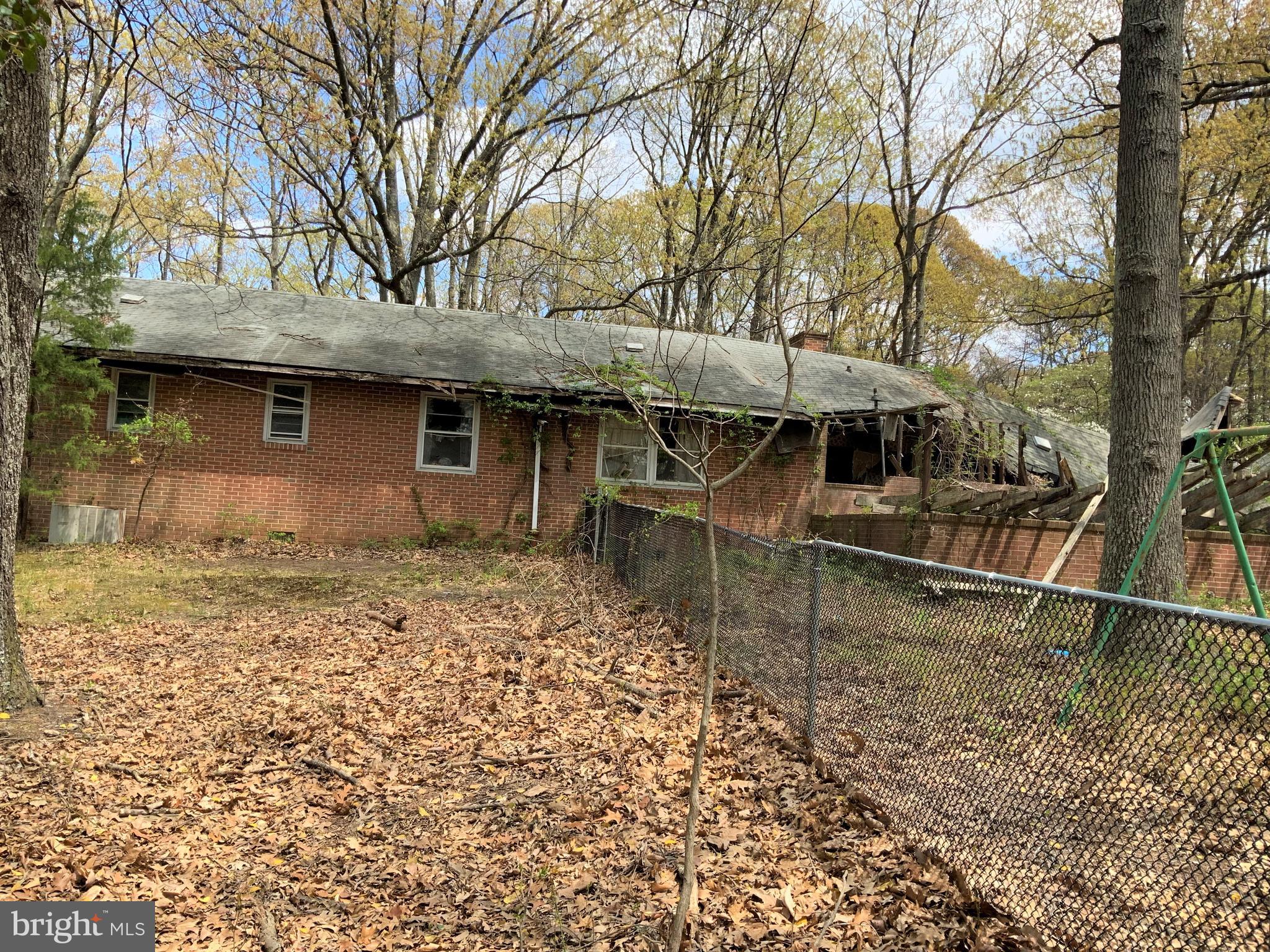 SYLVAN VIEW ON MAGOTHY - Residential