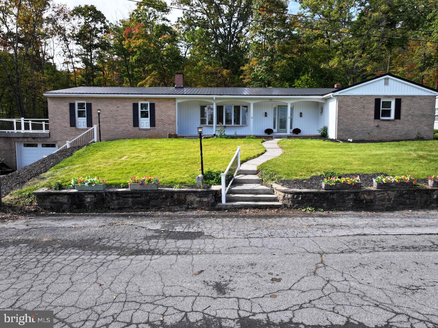 122 EVERGREEN DRIVE
