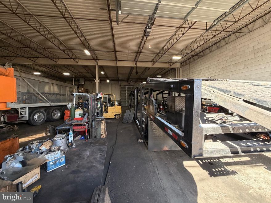 Truck Repair Business For Sale – Well-Established, Fully Equipped, Prime Location. Opportunity to purchase a long-standing truck repair business with 15+ years in operation. This reputable and high-visibility shop is well known in the trucking community, with many local and regional companies relying on it for consistent service. Sale includes the business only (not the building or land) and comes fully equipped with all tools, machinery, and shop assets. Included is a high-value press-fitting machine, along with numerous specialty tools essential for heavy-duty truck repair. The shop features: Very affordable rent — only $2,800 per month. Spacious service area with a large roll-up entrance and a drive-through exit for trucks and trailers. Office space for administration and customer service, Two bathrooms, All equipment and tools included in the sale. Prime location close to major highways for easy access