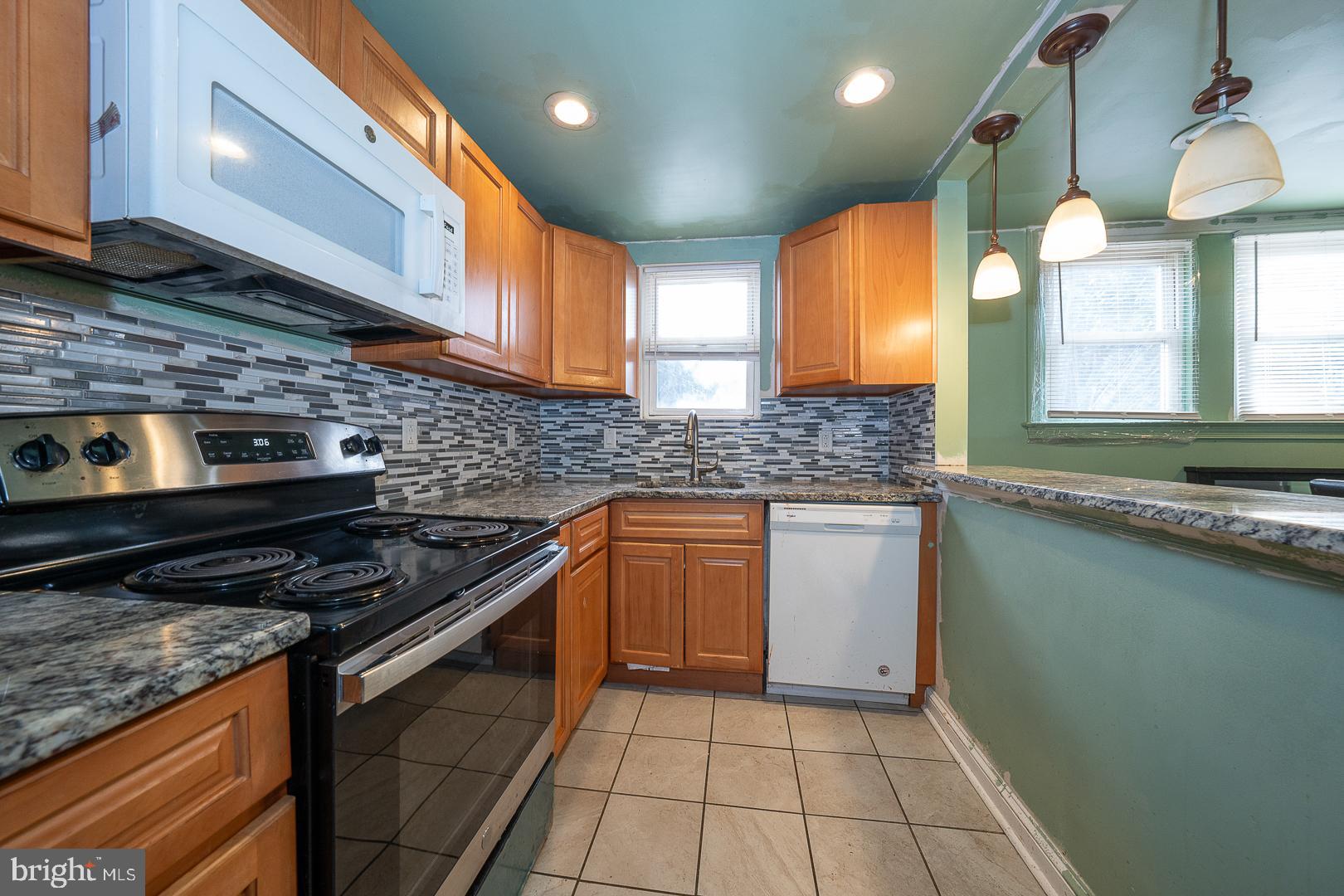 STONEHURST - Residential