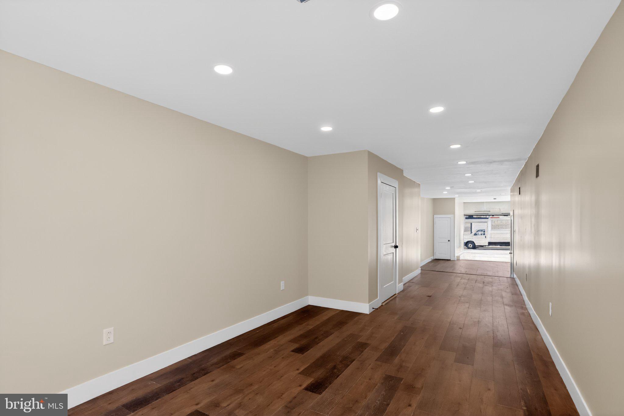 PHILADELPHIA - Residential