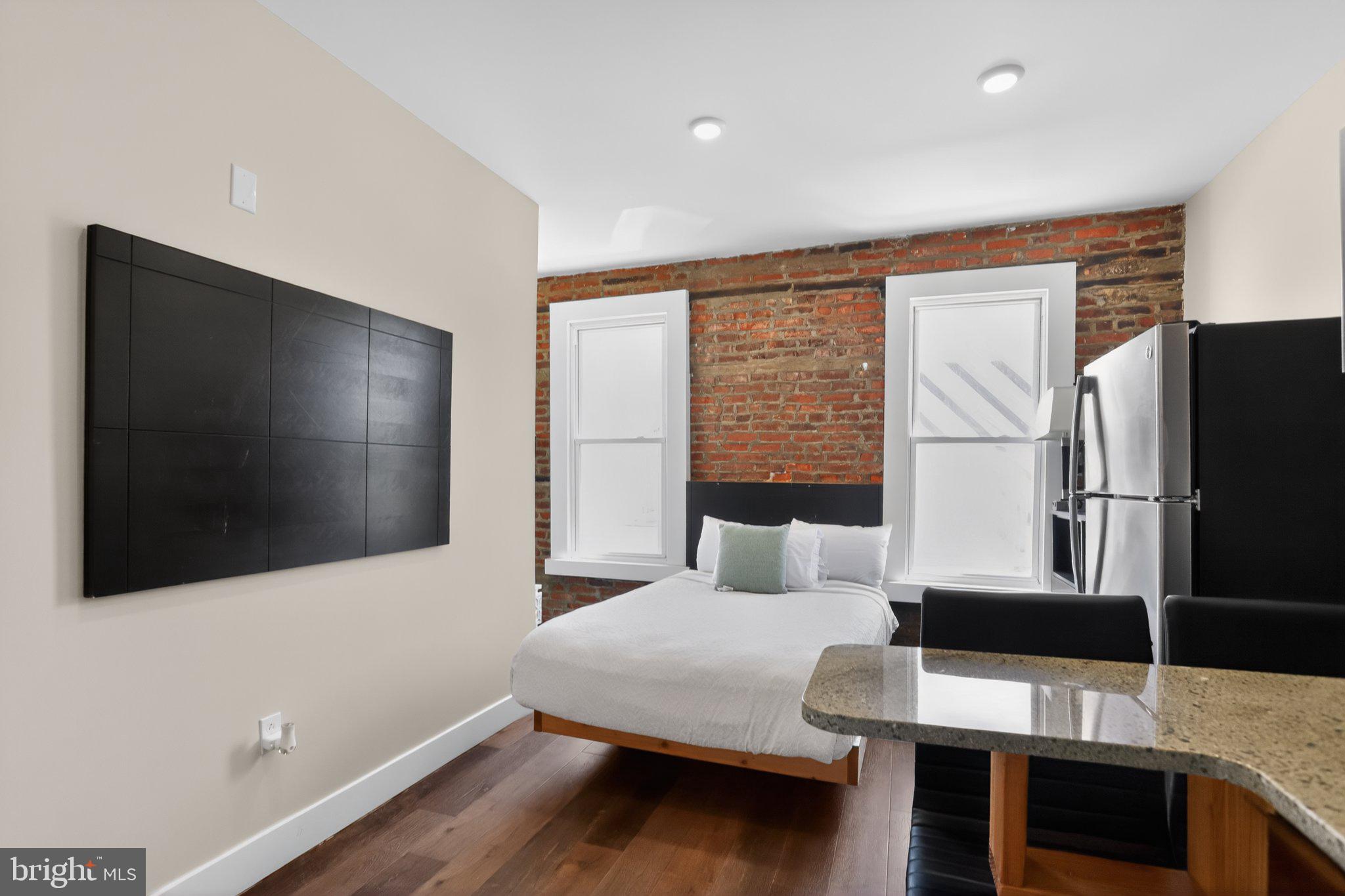 PHILADELPHIA - Residential